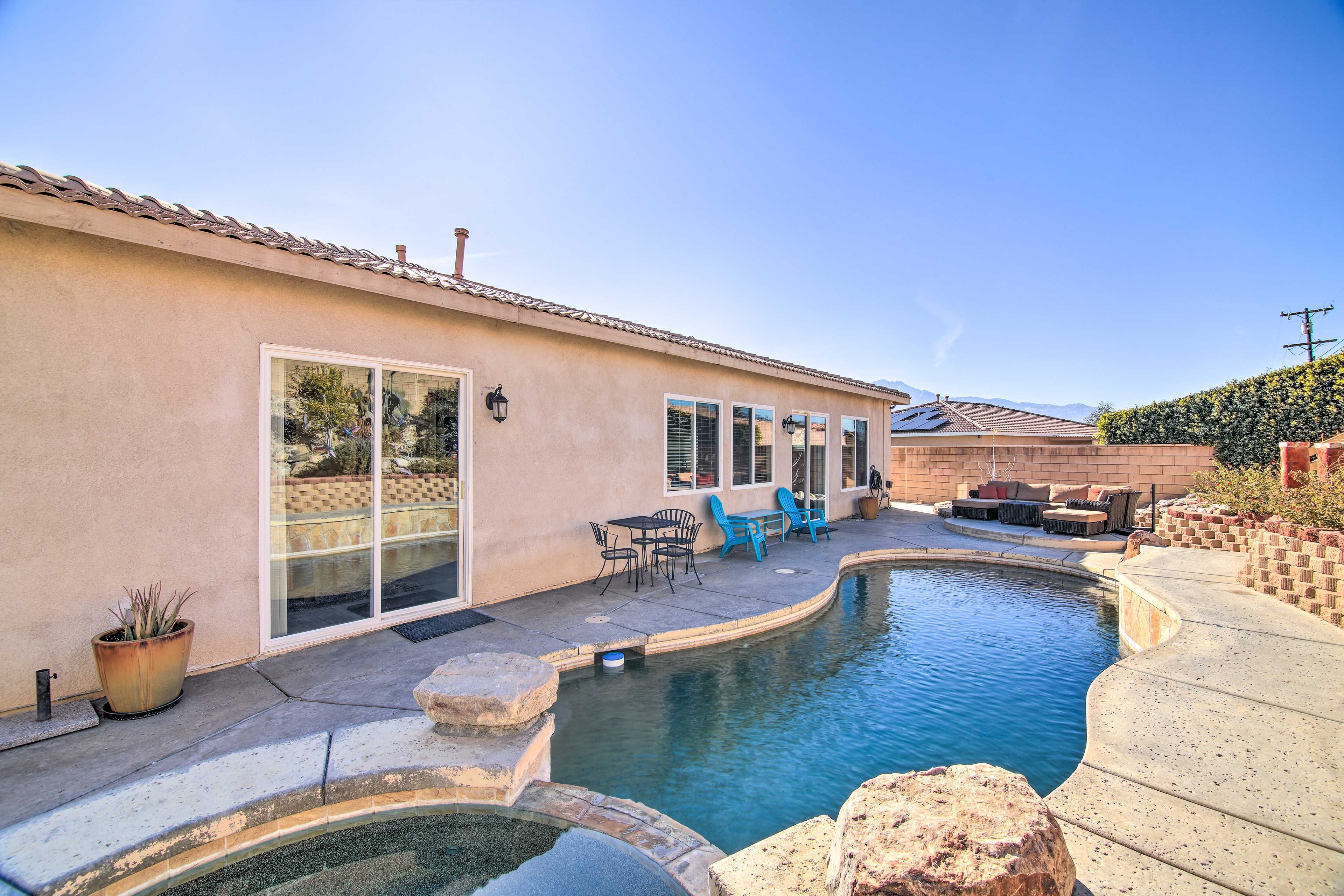 Private Outdoor Oasis