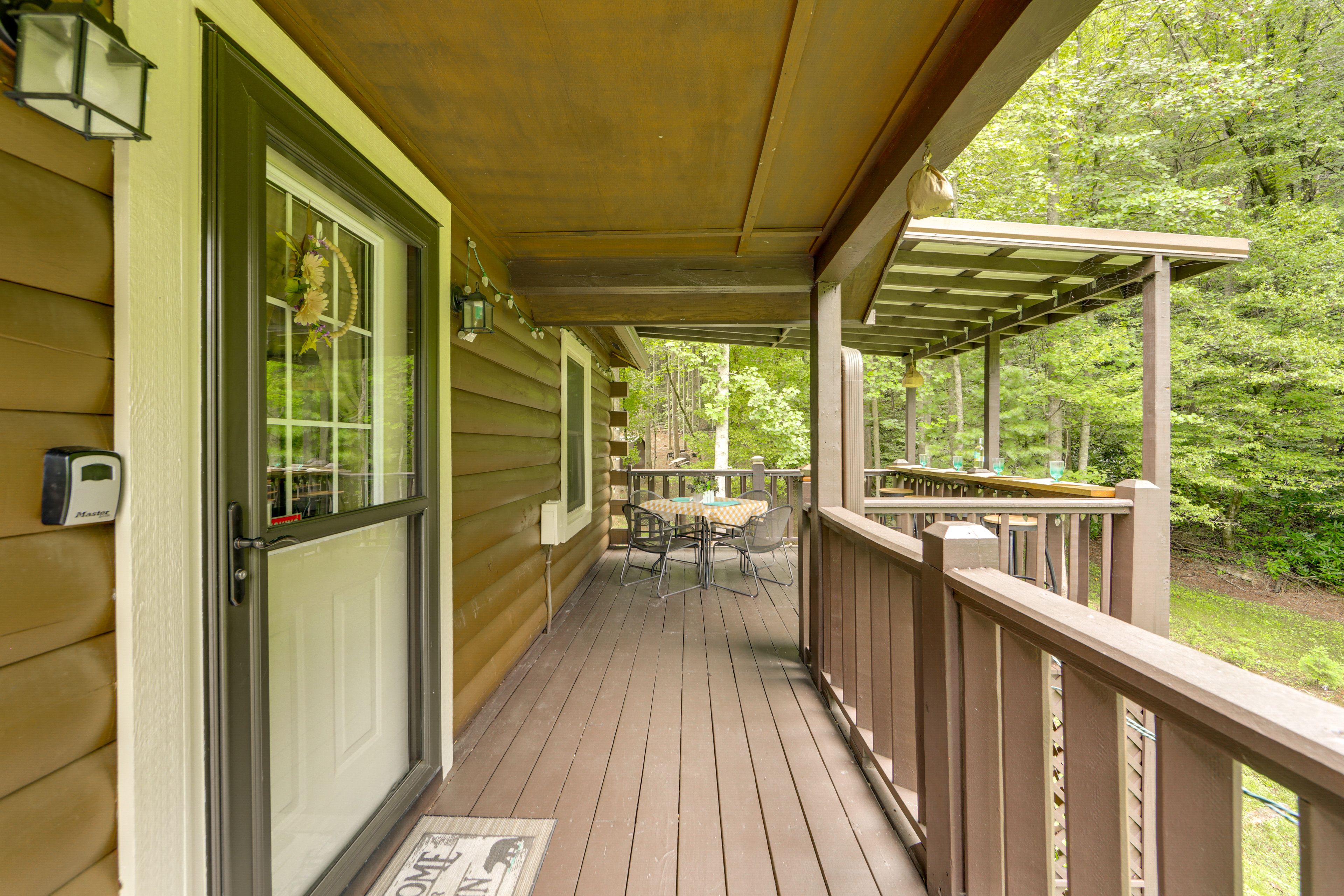 Wraparound Deck