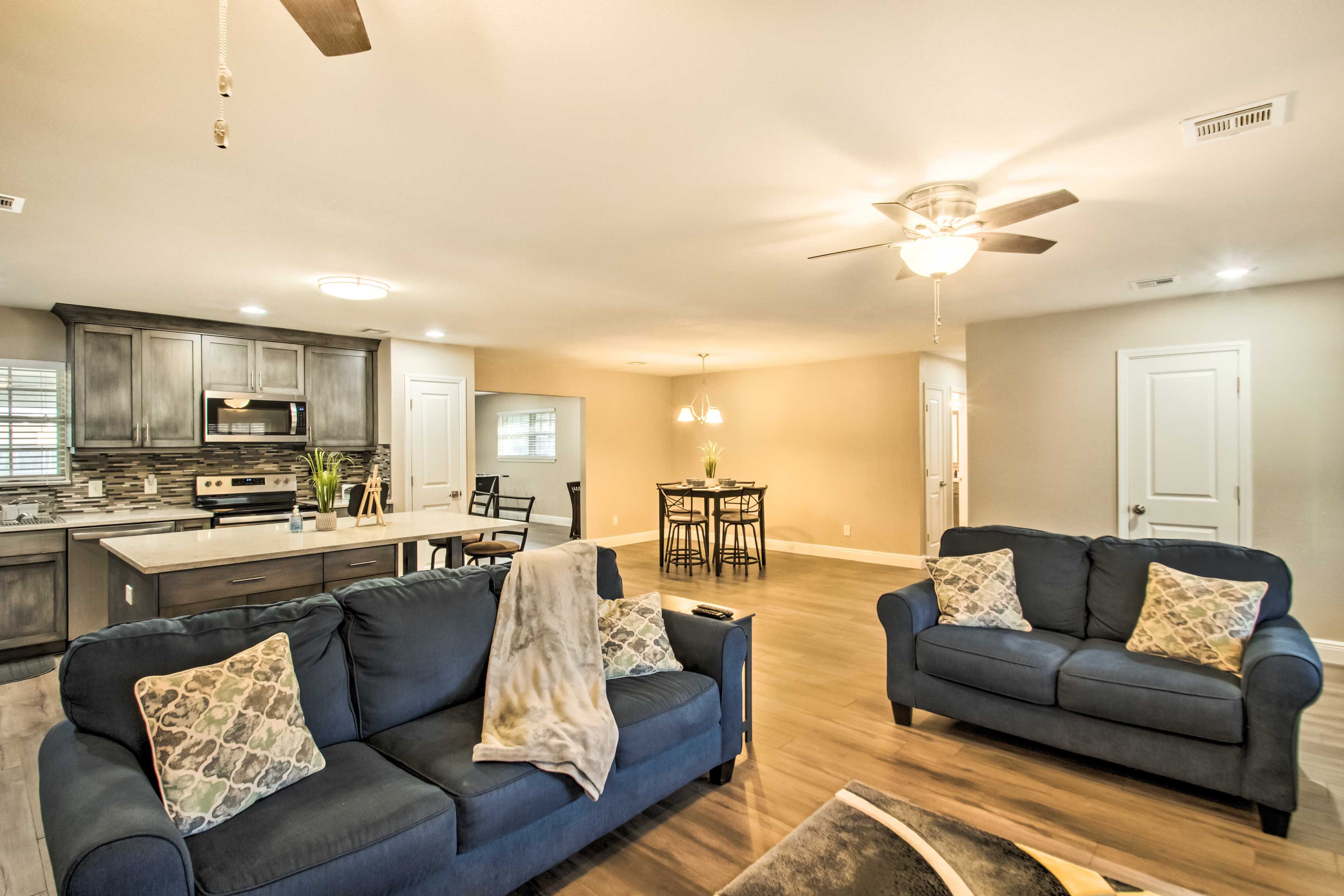 Living Room | Free WiFi