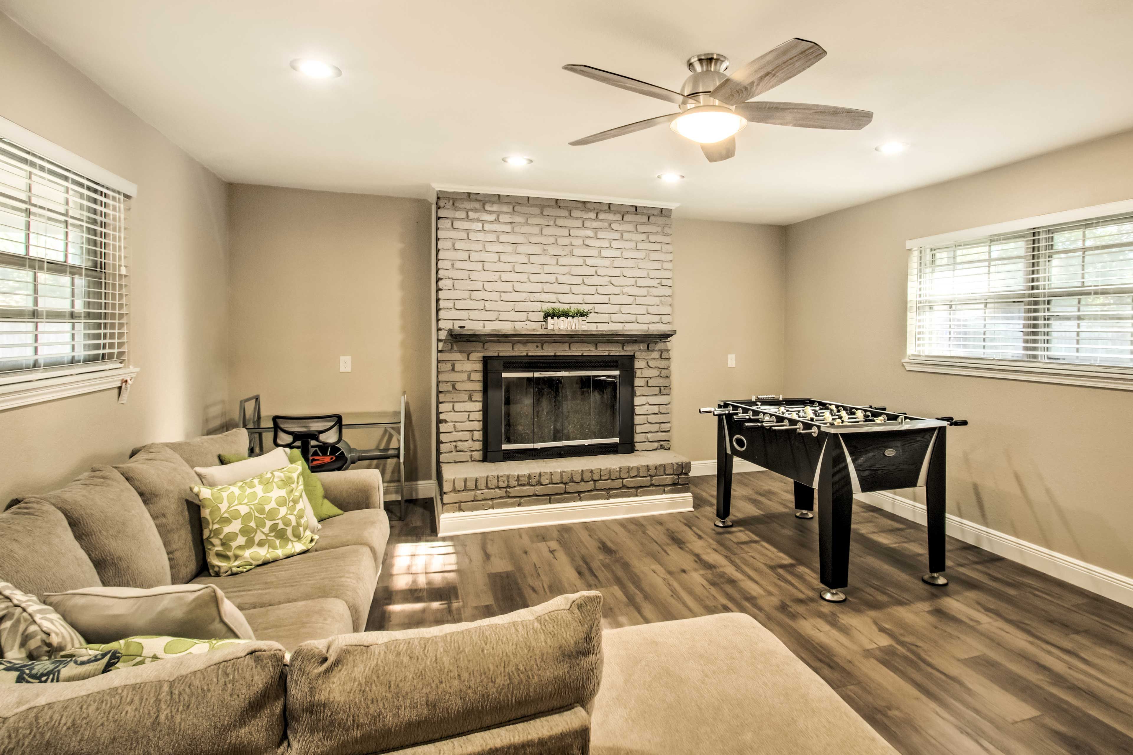 Game Room | Gas Fireplace | Foosball Table