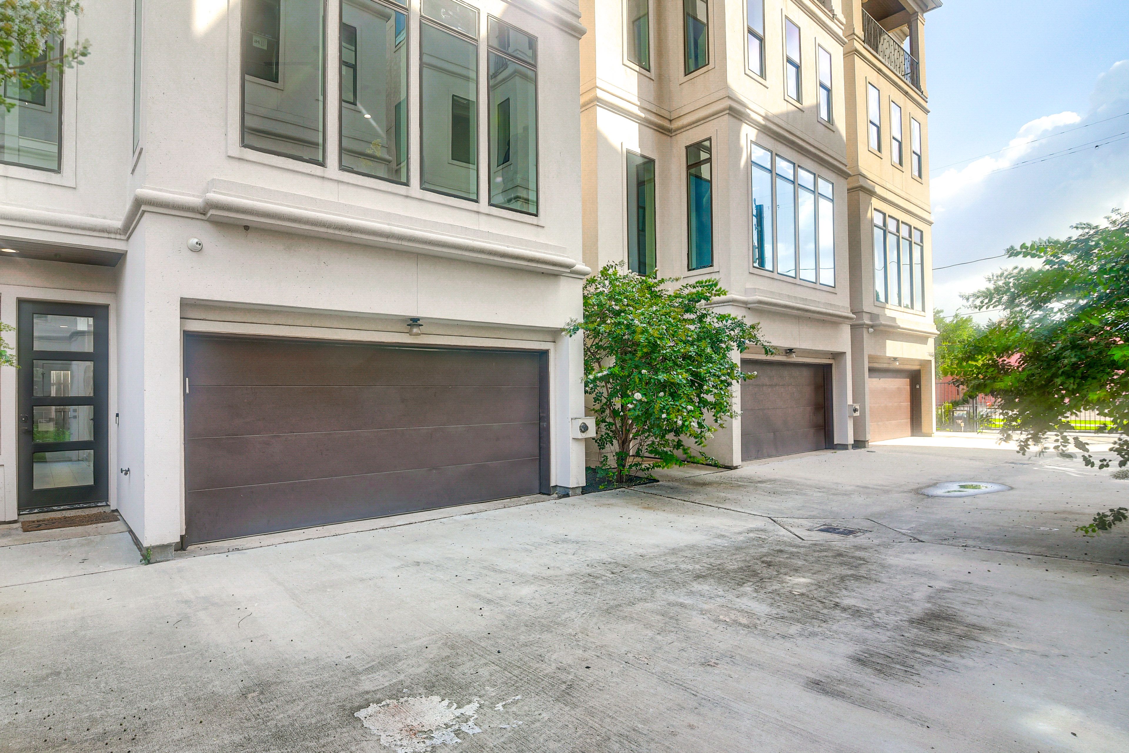 Exterior | Parking | Garage (2 Vehicles) | Driveway (1 Vehicle) | Street