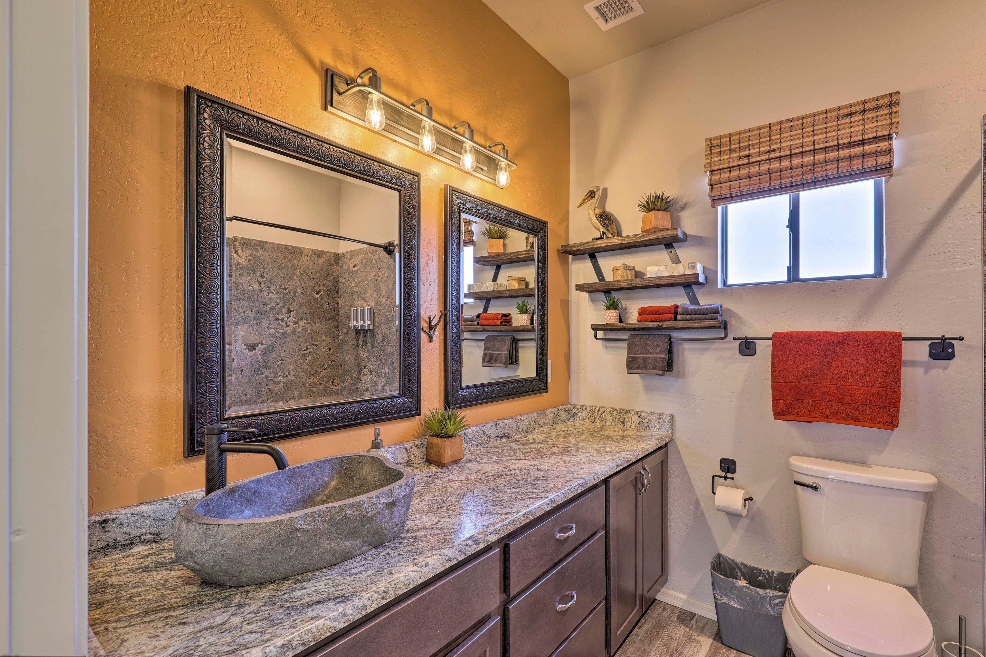 Full Bathroom | 1st Floor