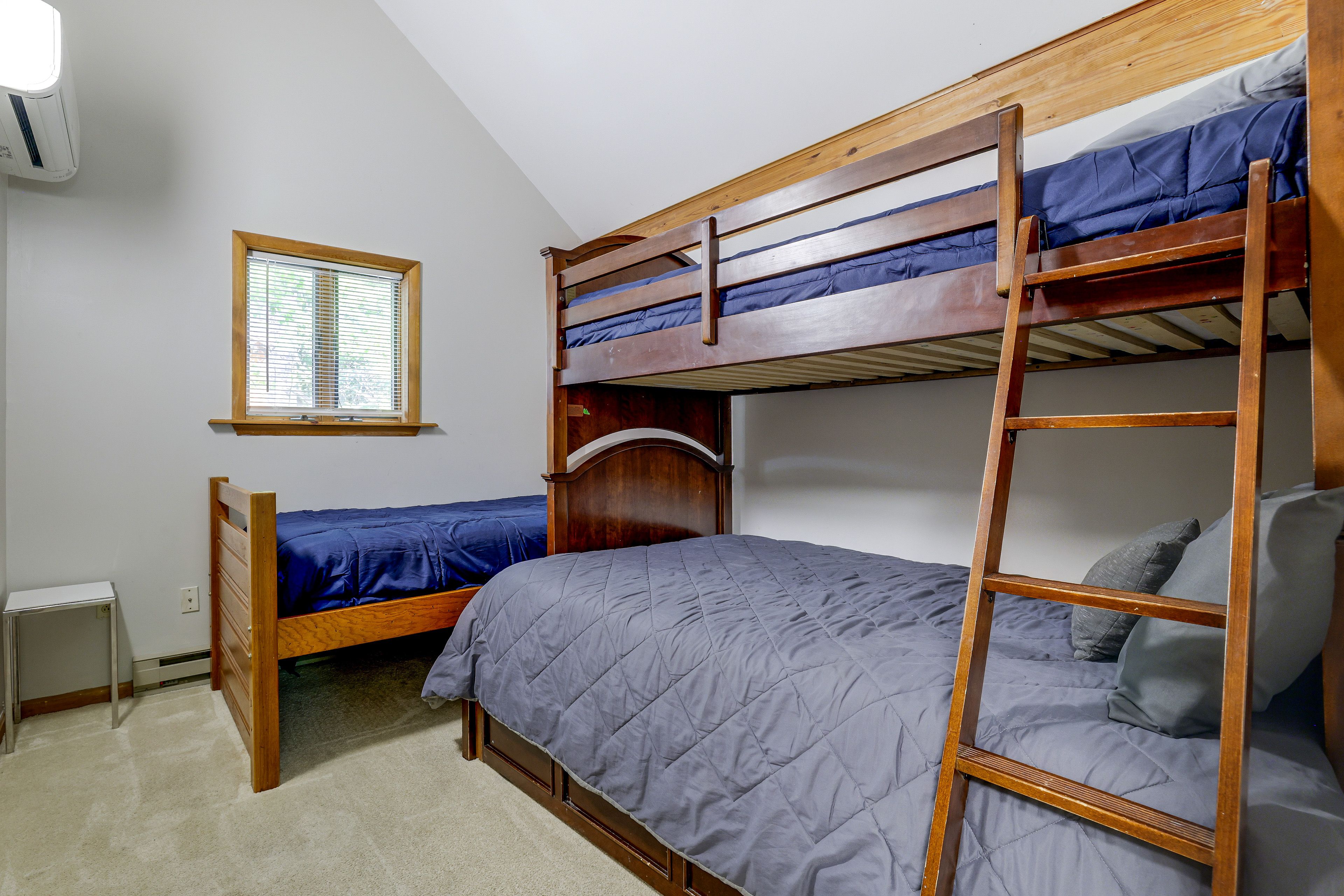 Bedroom 3 | Twin Bed | Twin/Full Bunk Bed | 2nd Floor