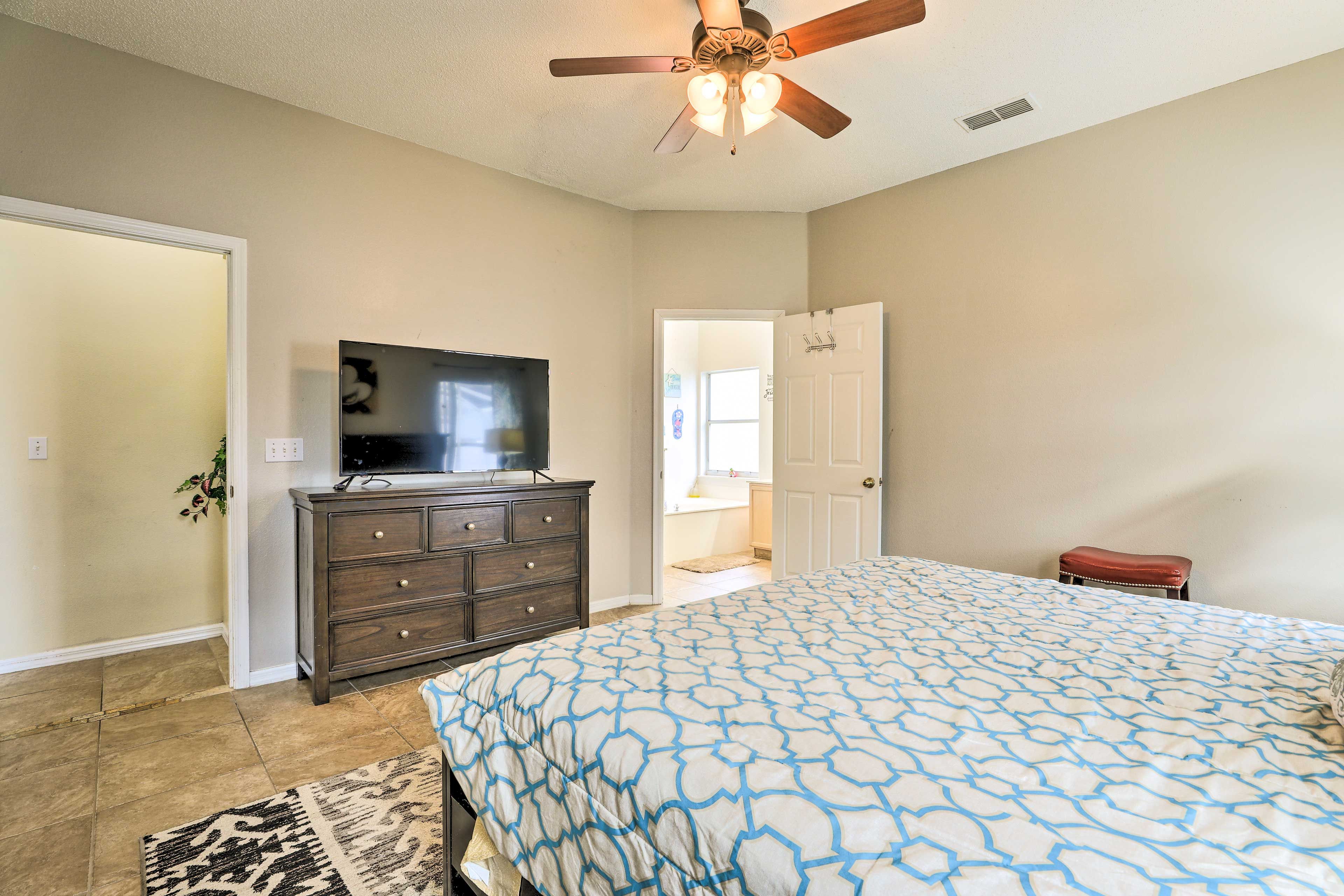 Bedroom 2 | 2nd Floor