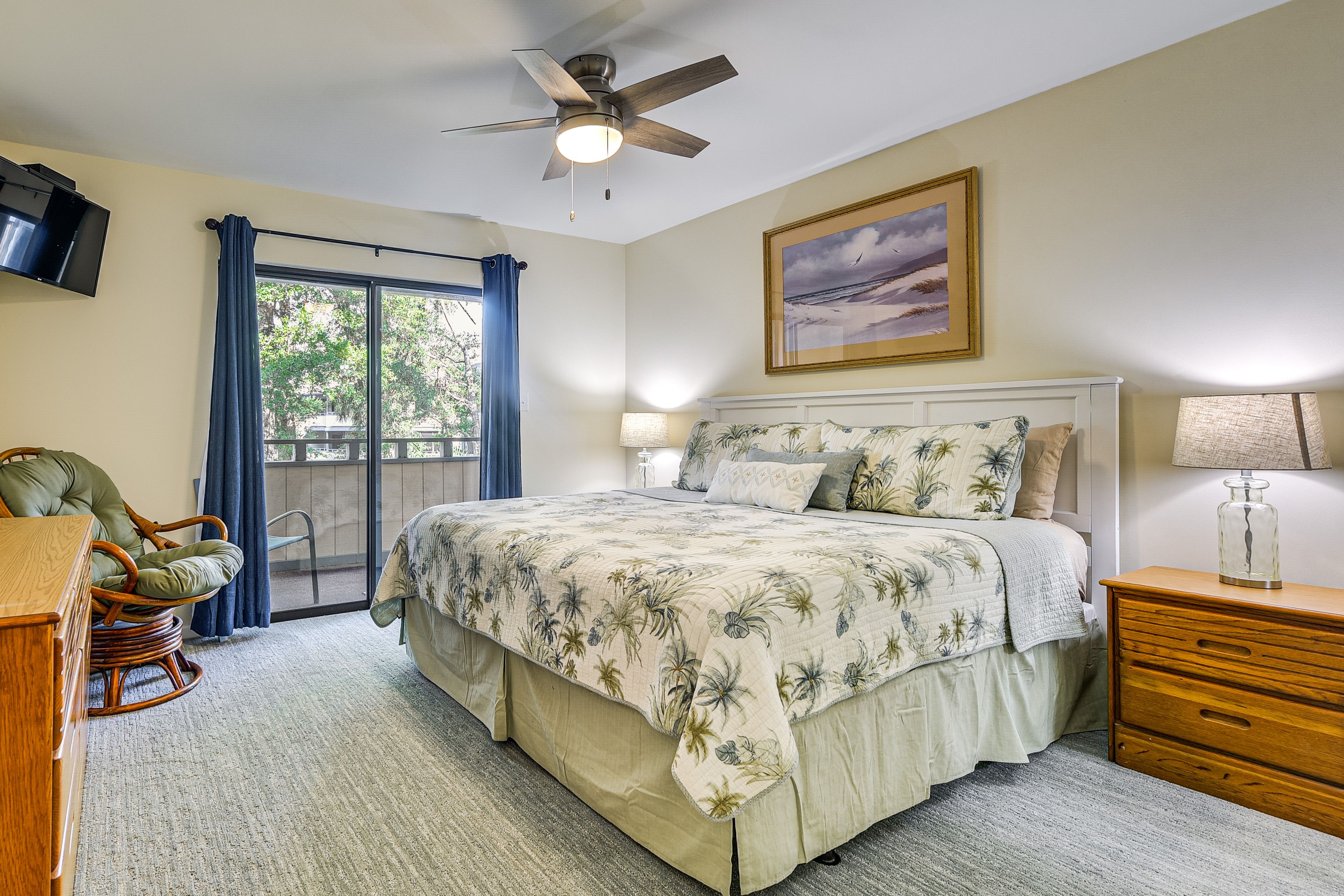 Bedroom 1 | King Bed | En-Suite Bathroom | Balcony Access