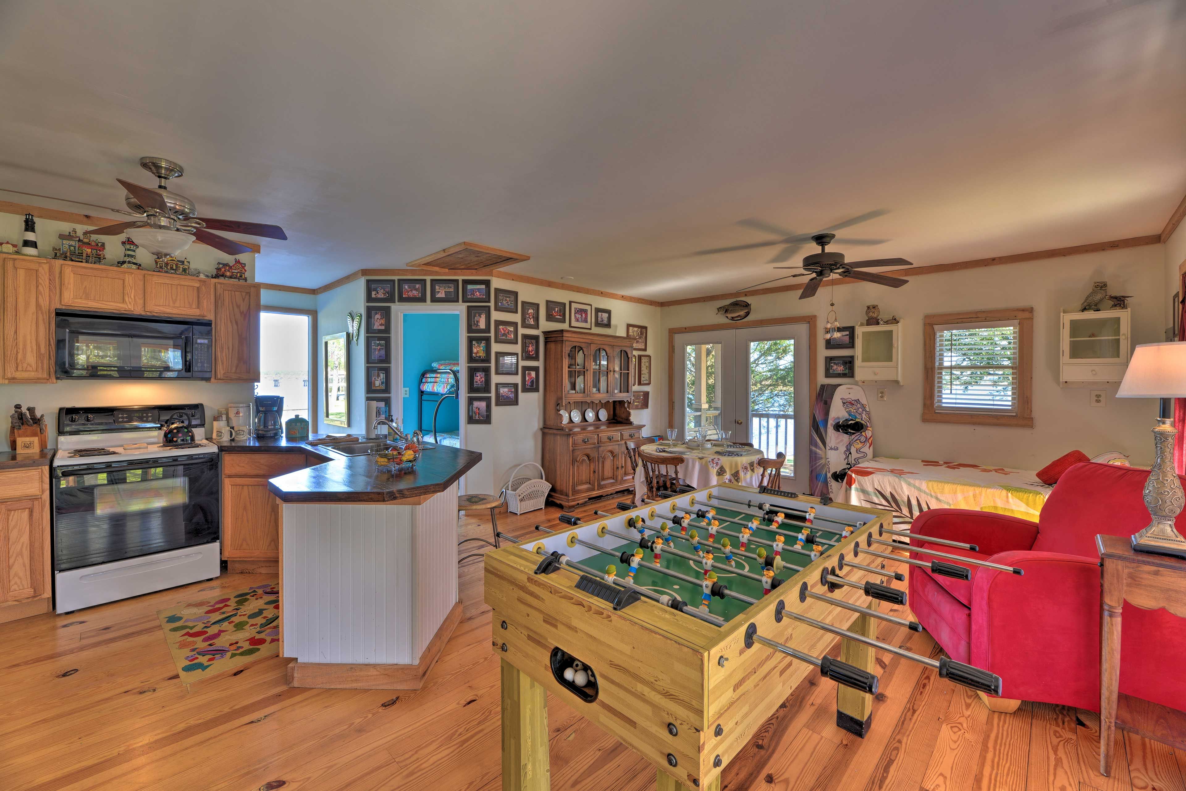 Living Area | Additional Sleeping