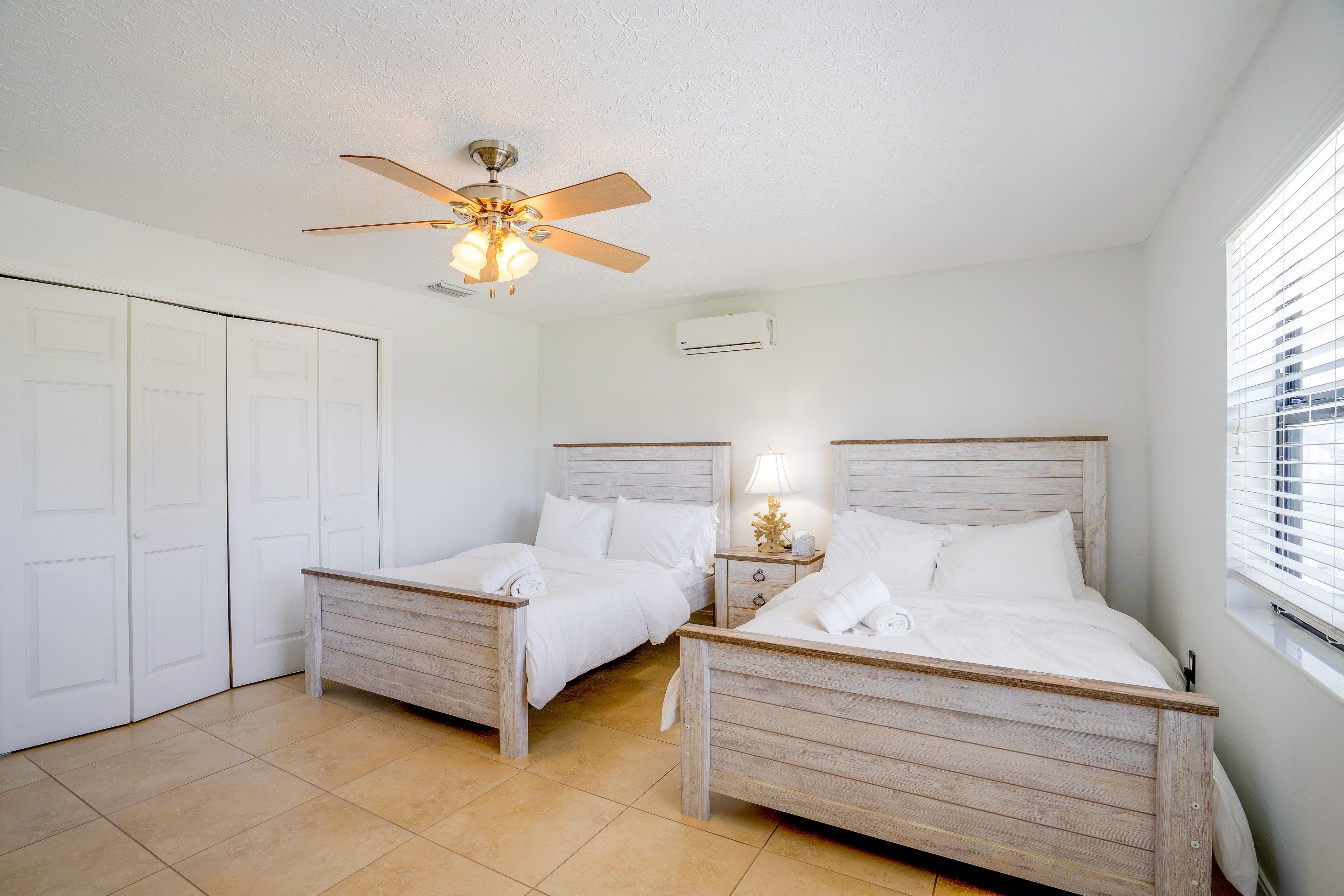 Bedroom 3 | 2 Full Beds | Smart TV