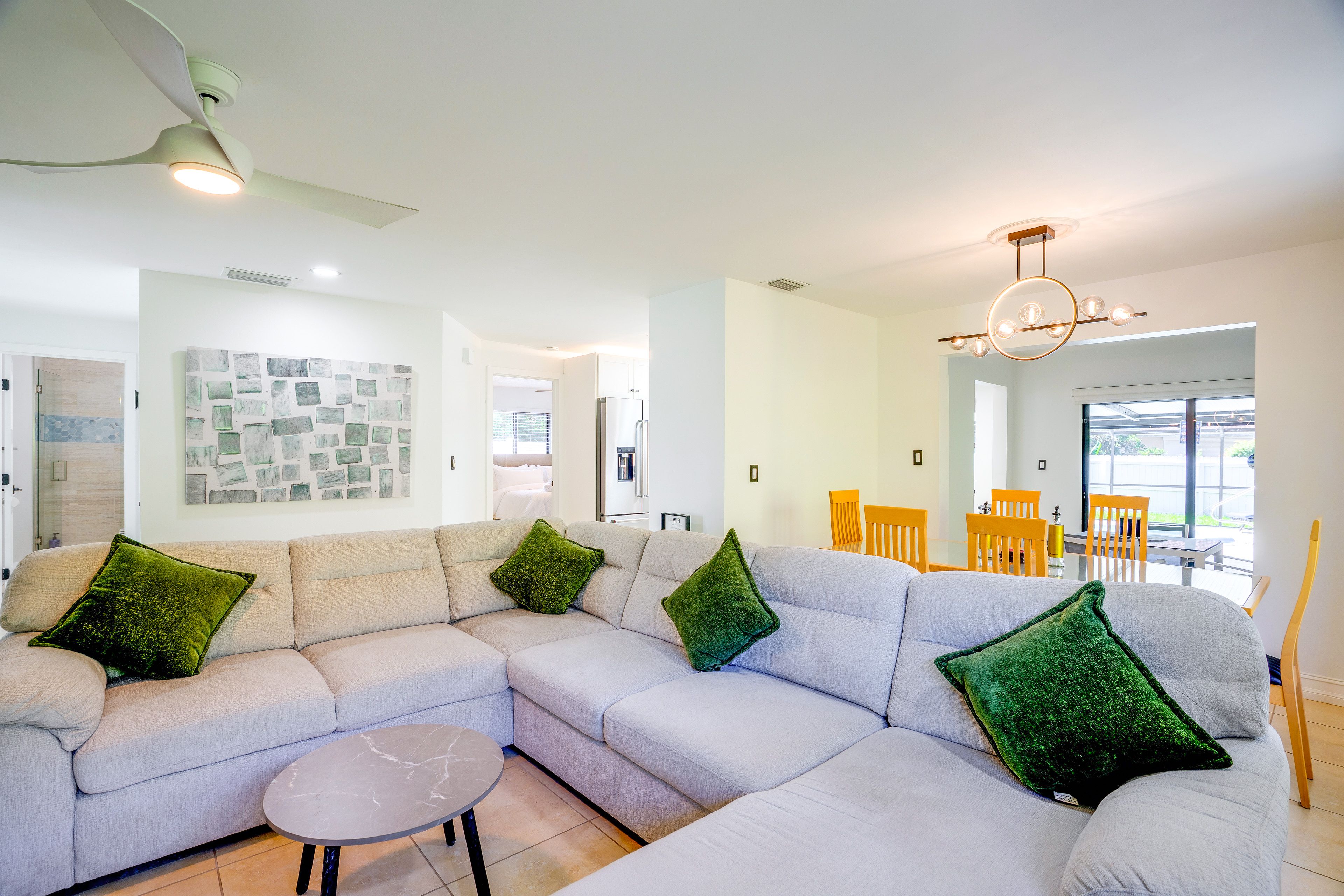 Living Room | Smart TV