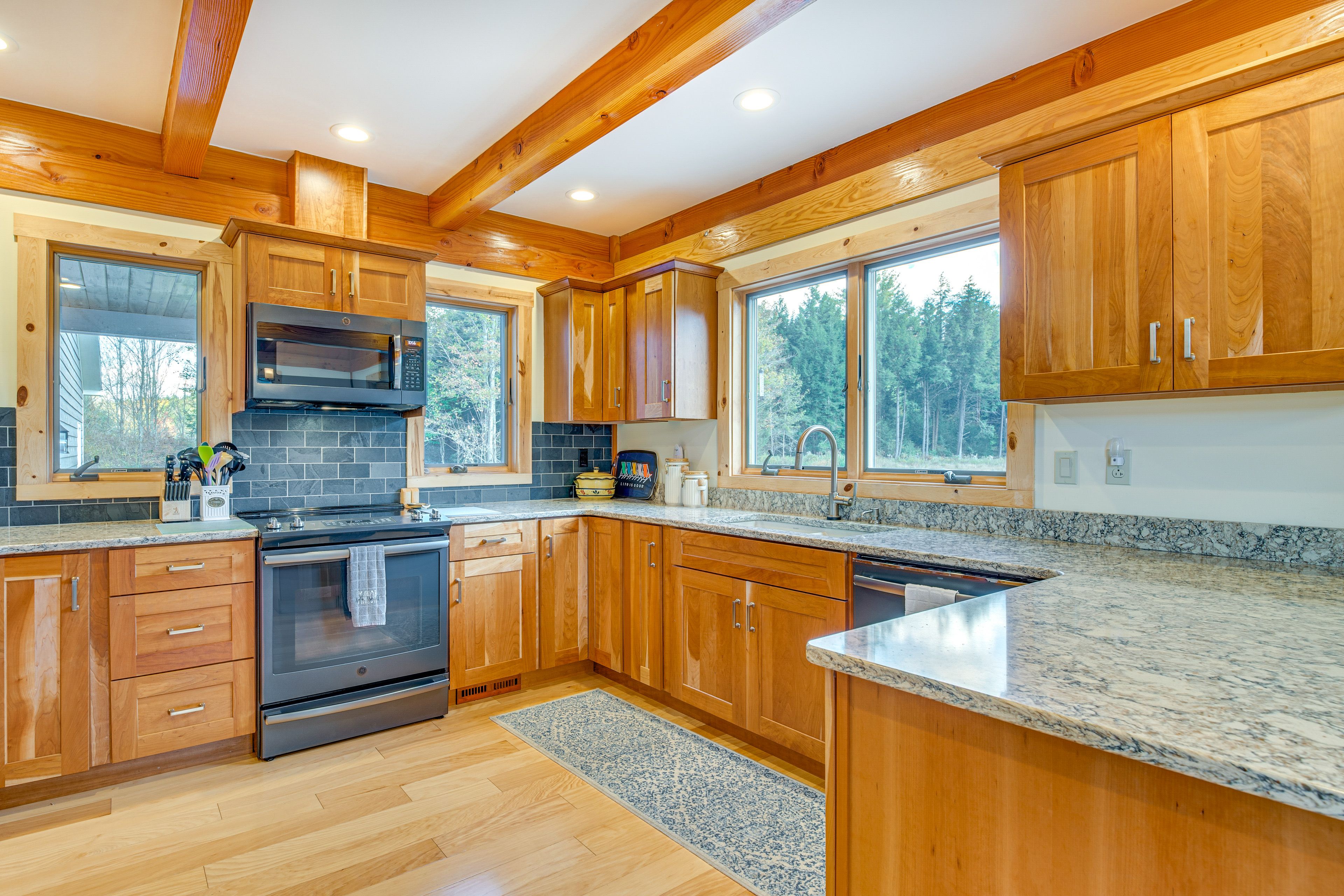 Kitchen | Keurig & Drip Coffee Makers