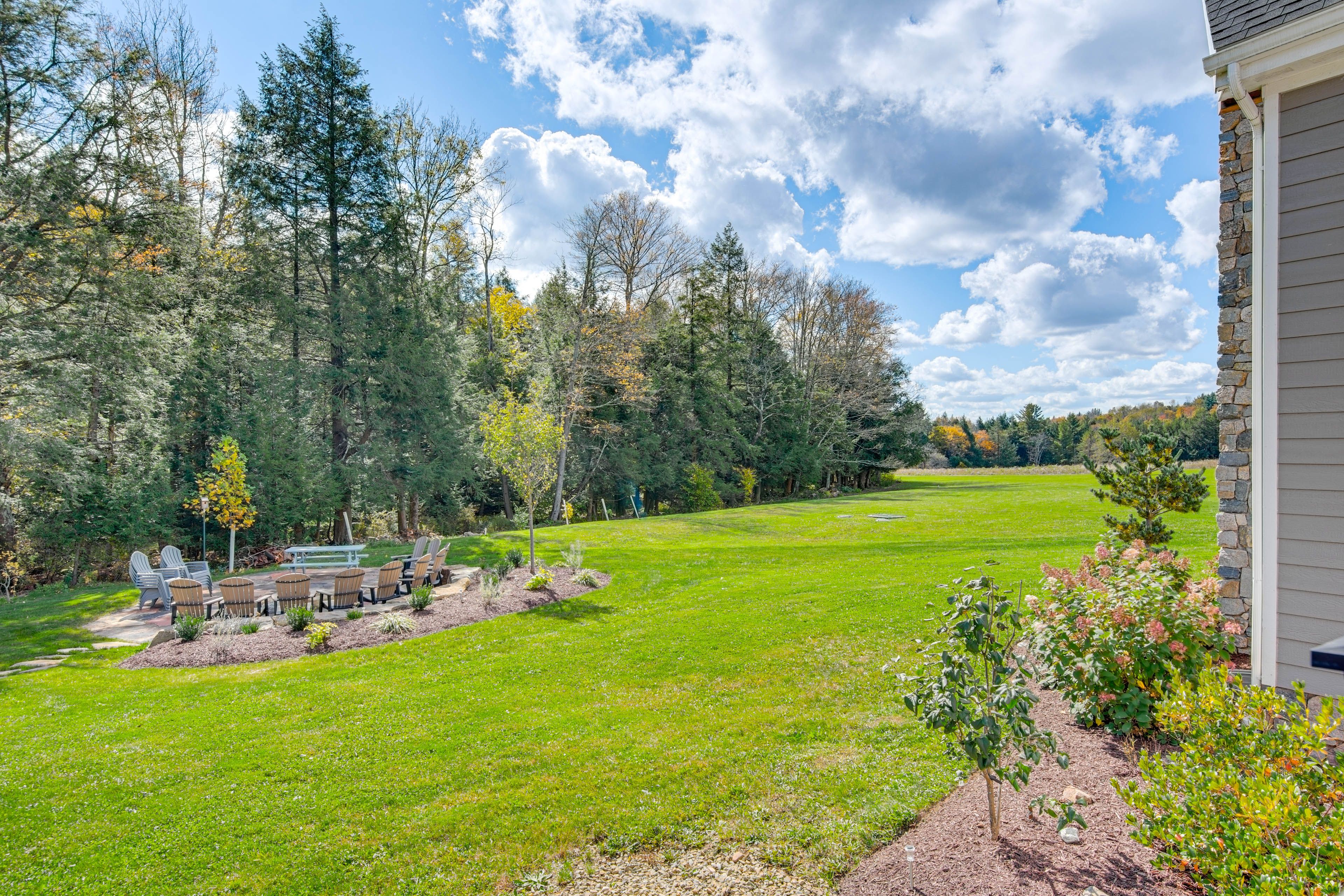 Yard Space | Fire Pit