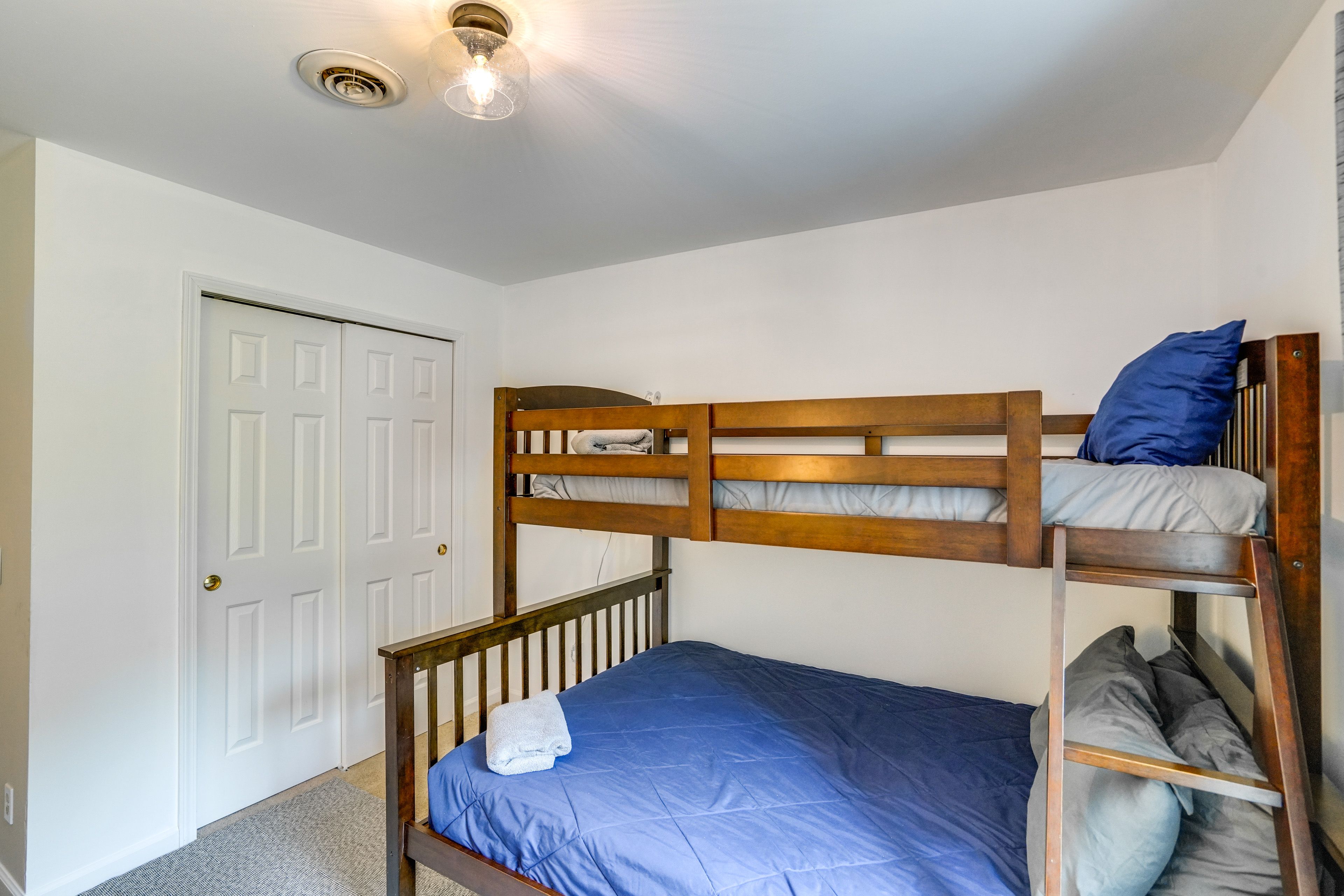 Bedroom 3 | 1st Floor | Twin/Full Bunk Bed