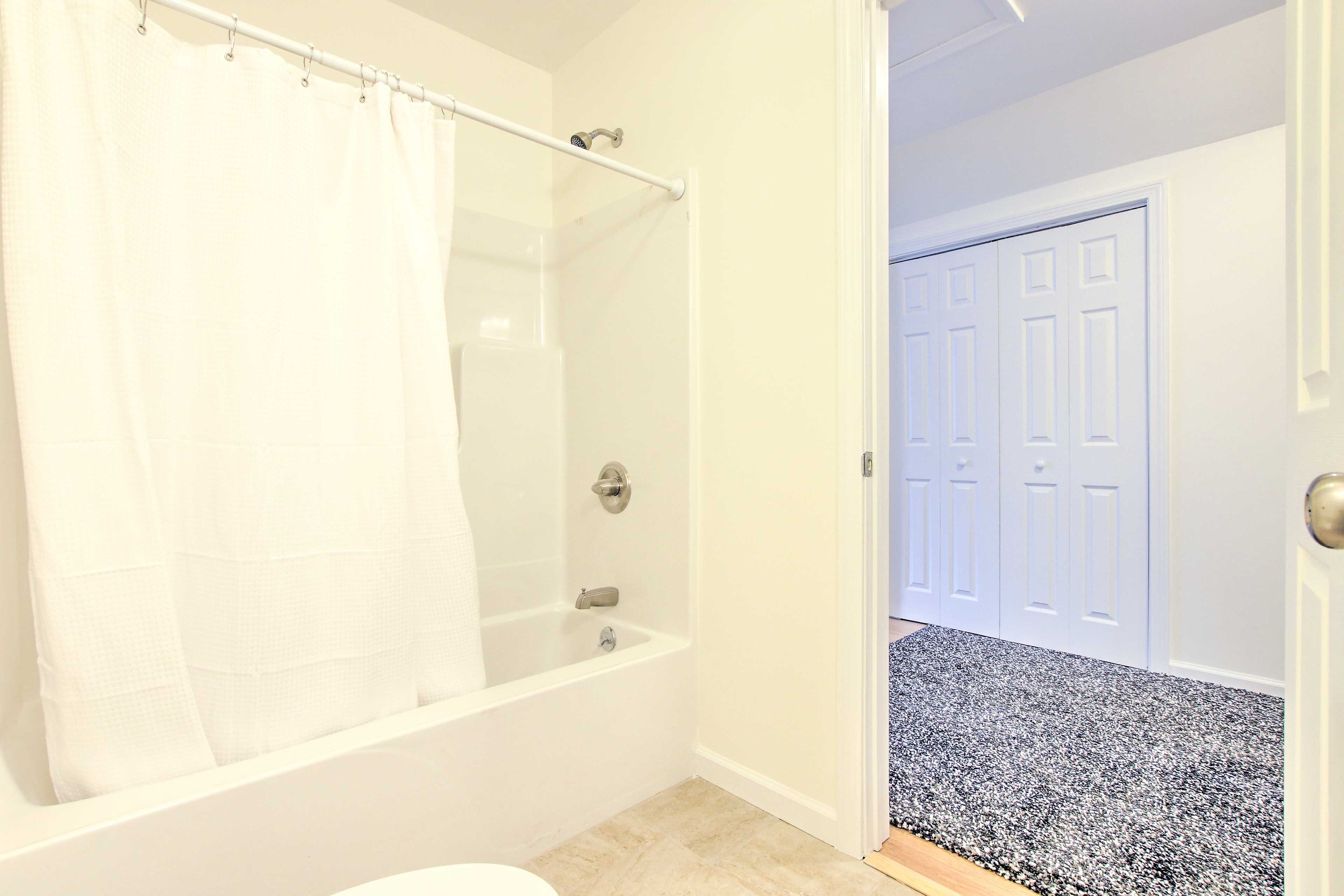 Full Bathroom