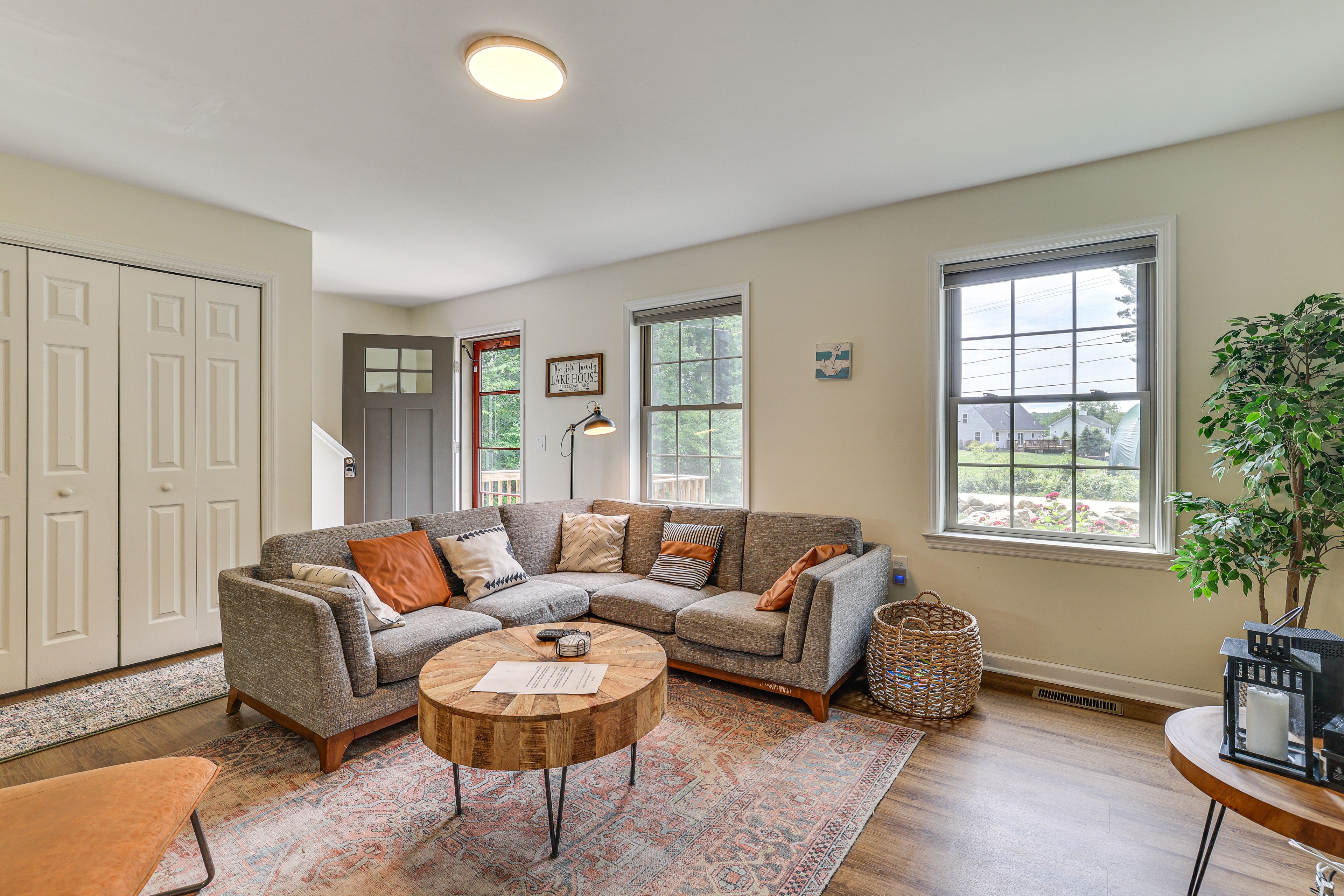 Main Living Space | Smart TVs | Free WiFi