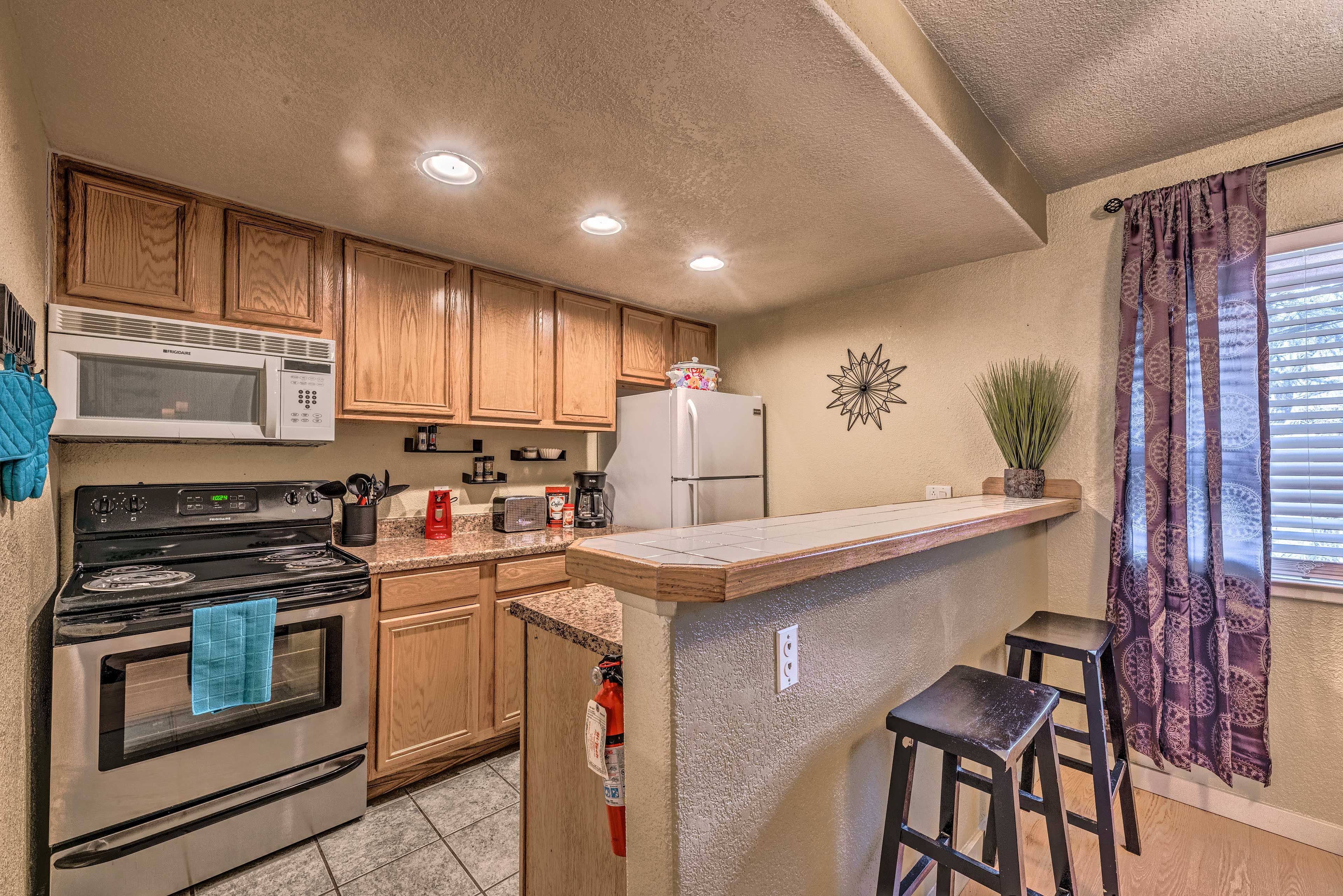 Fully Equipped Kitchen | Cooking Basics & Spices