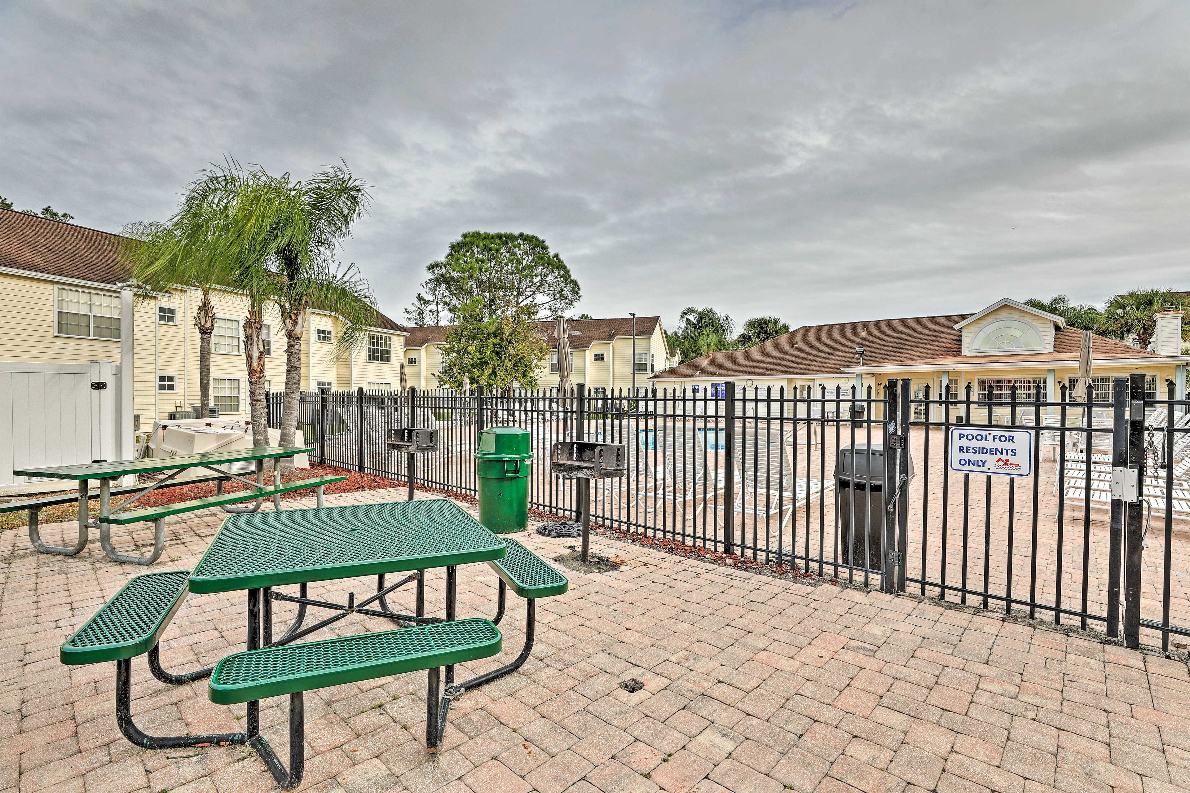 Laguna Bay Amenities