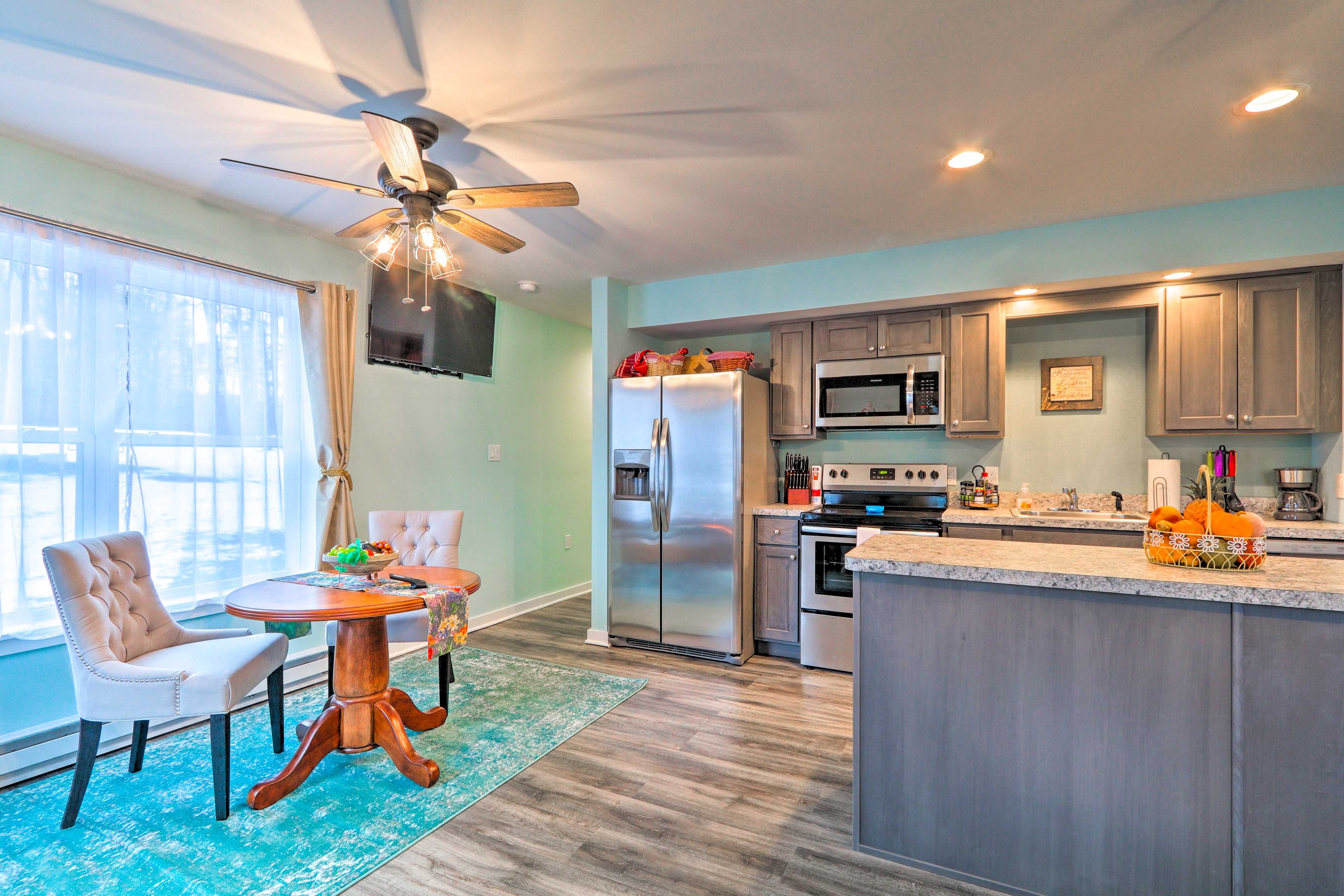 Living Room | Smart TV