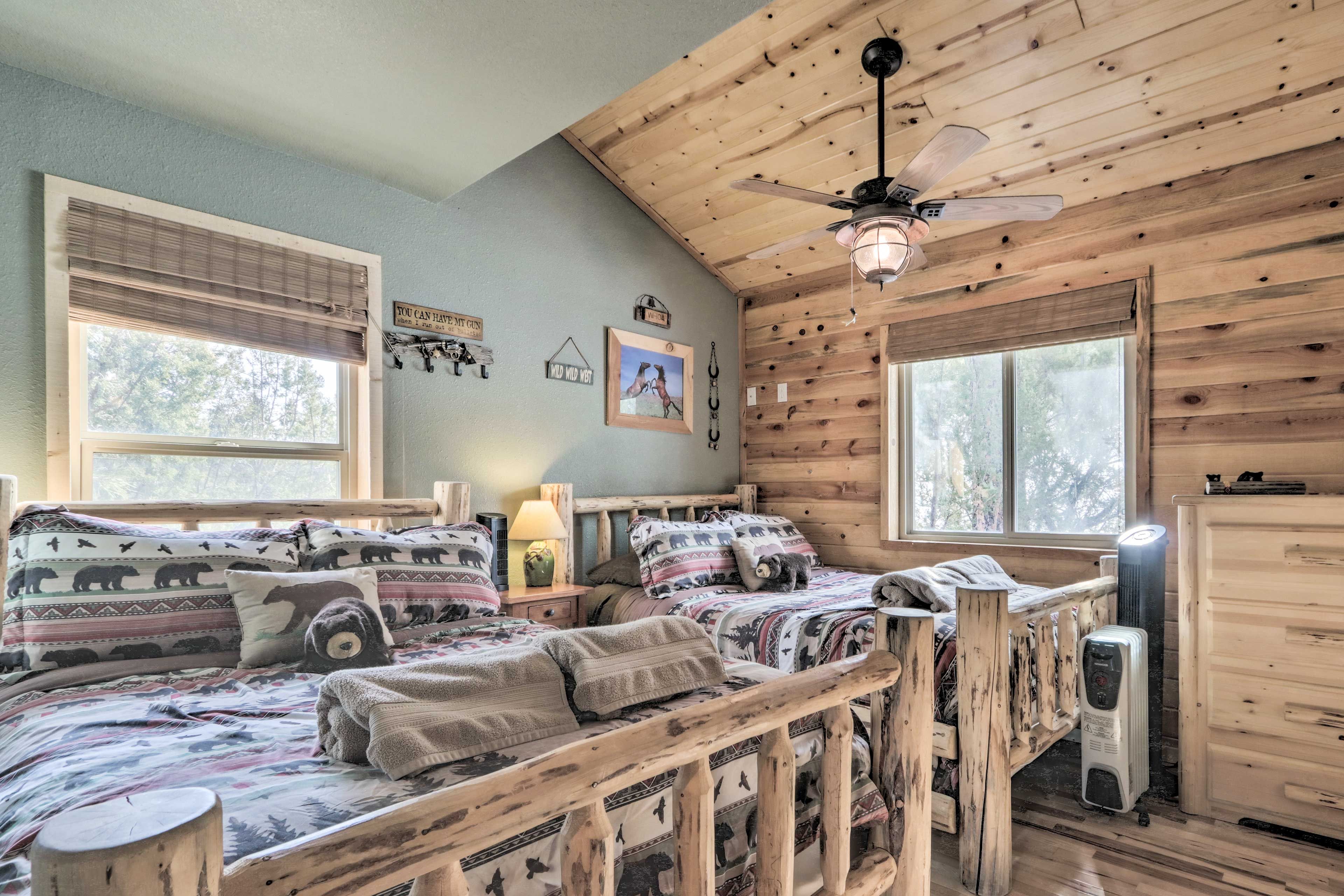 Bedroom 2 | 2 Full Beds