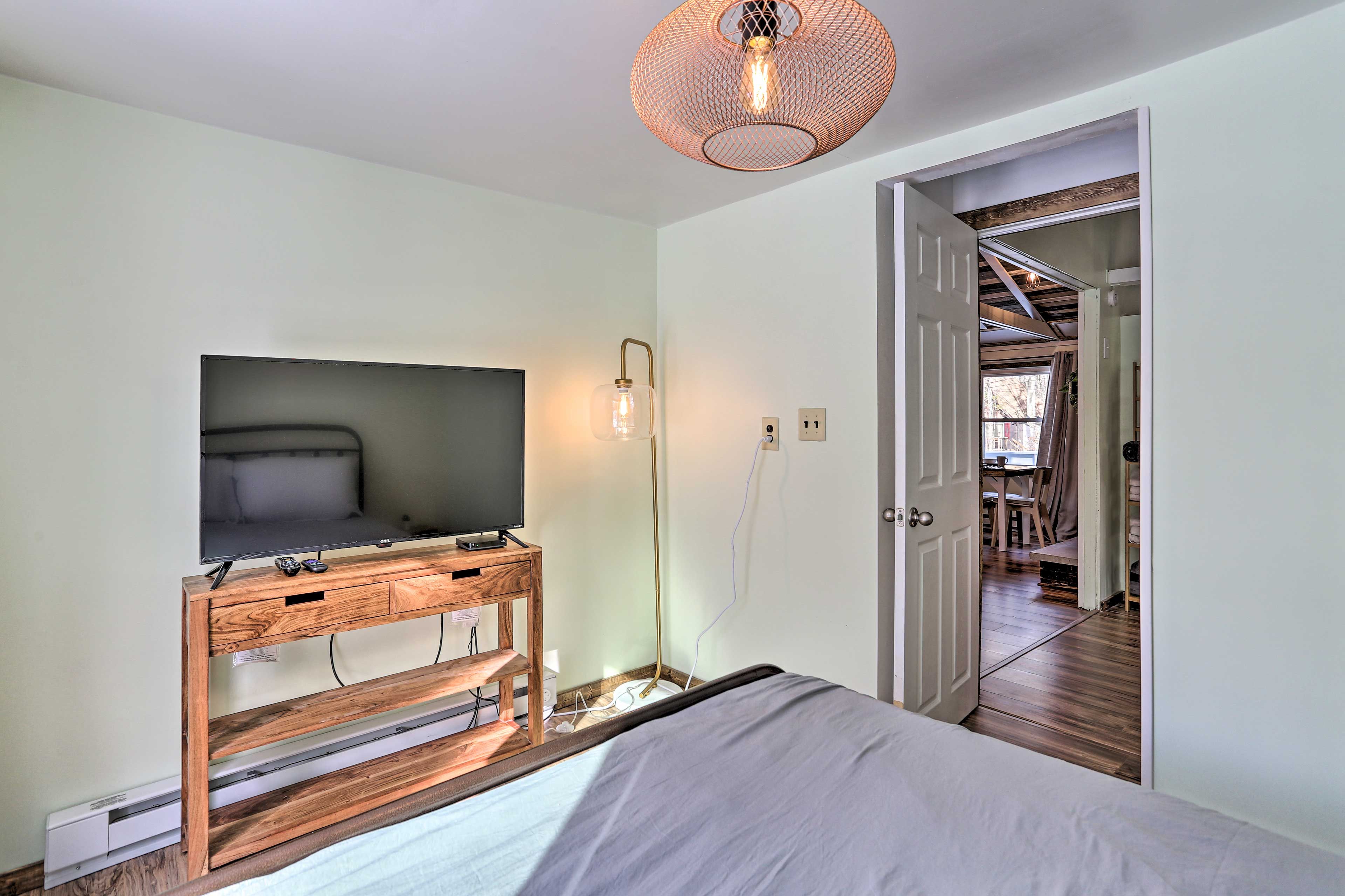 Bedroom 1 | Linens Provided | Smart TV