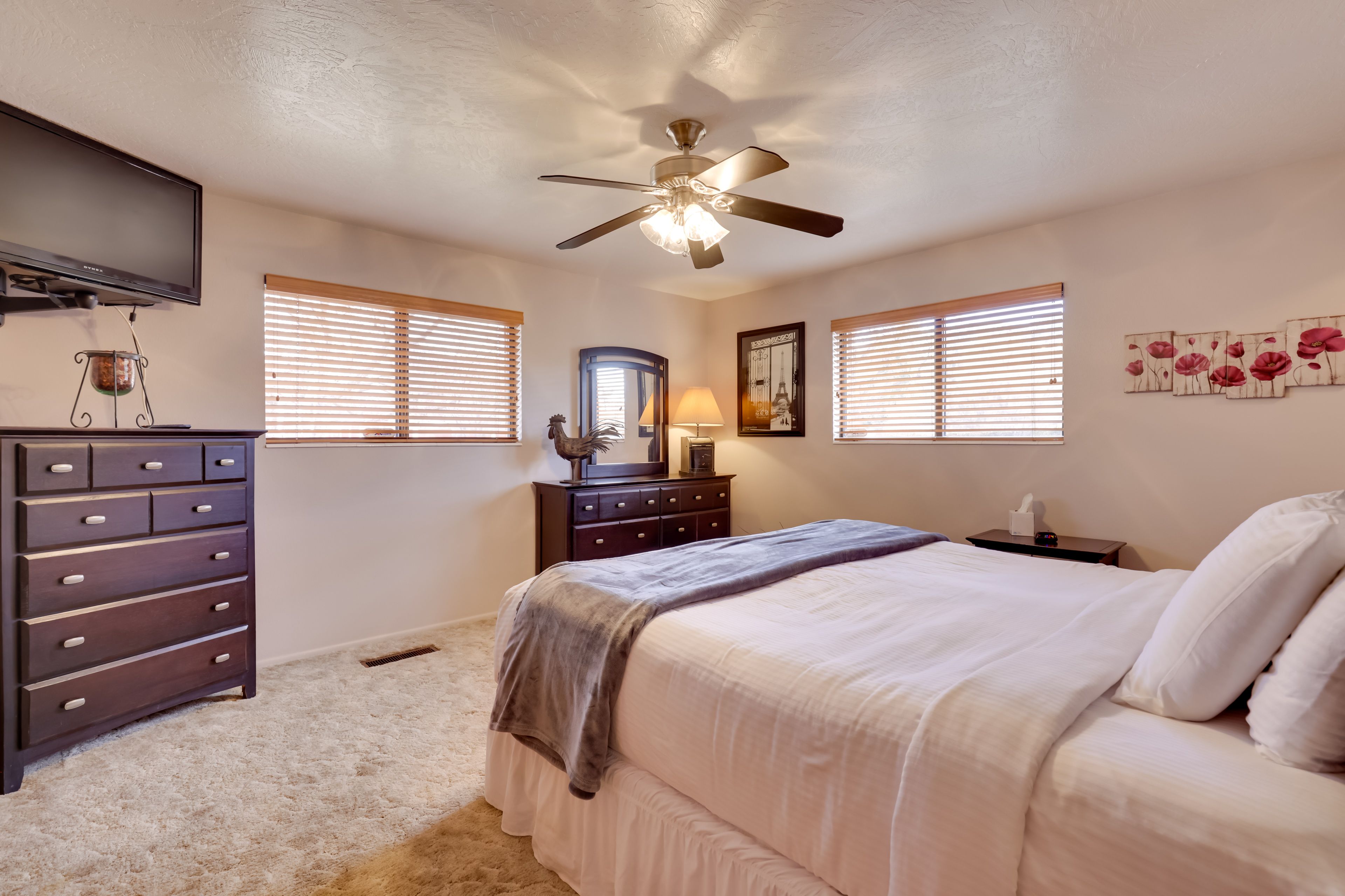 Bedroom 1 | 1st Floor | California King Bed | Smart TV | En-Suite Bathroom