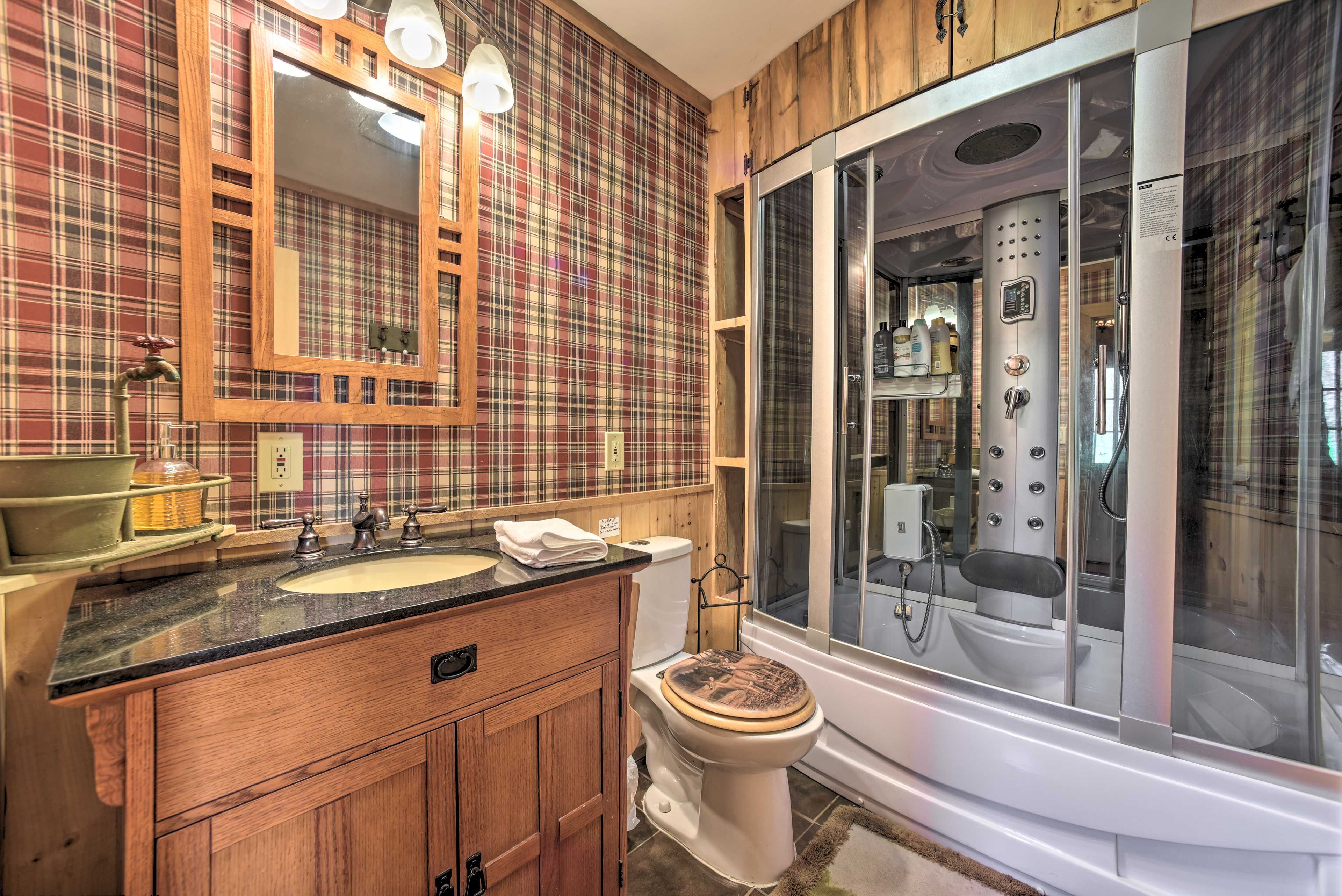 En-Suite Bathroom