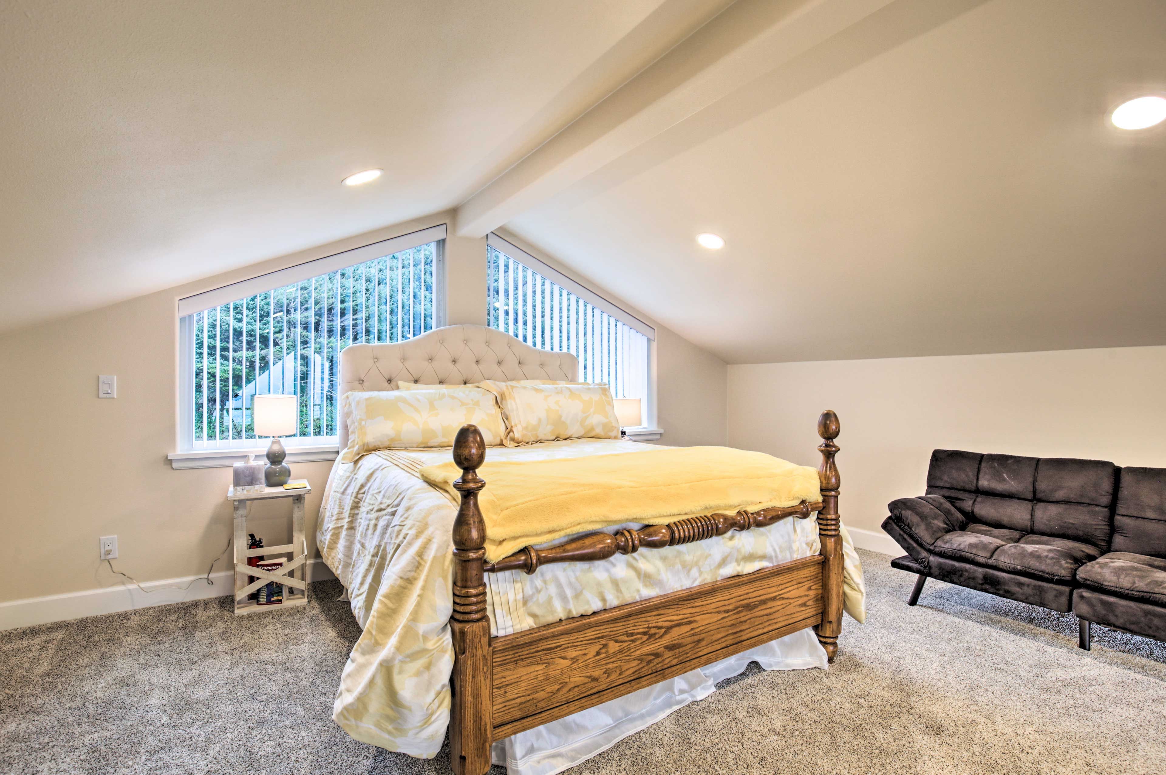 Bedroom 2 (Loft)