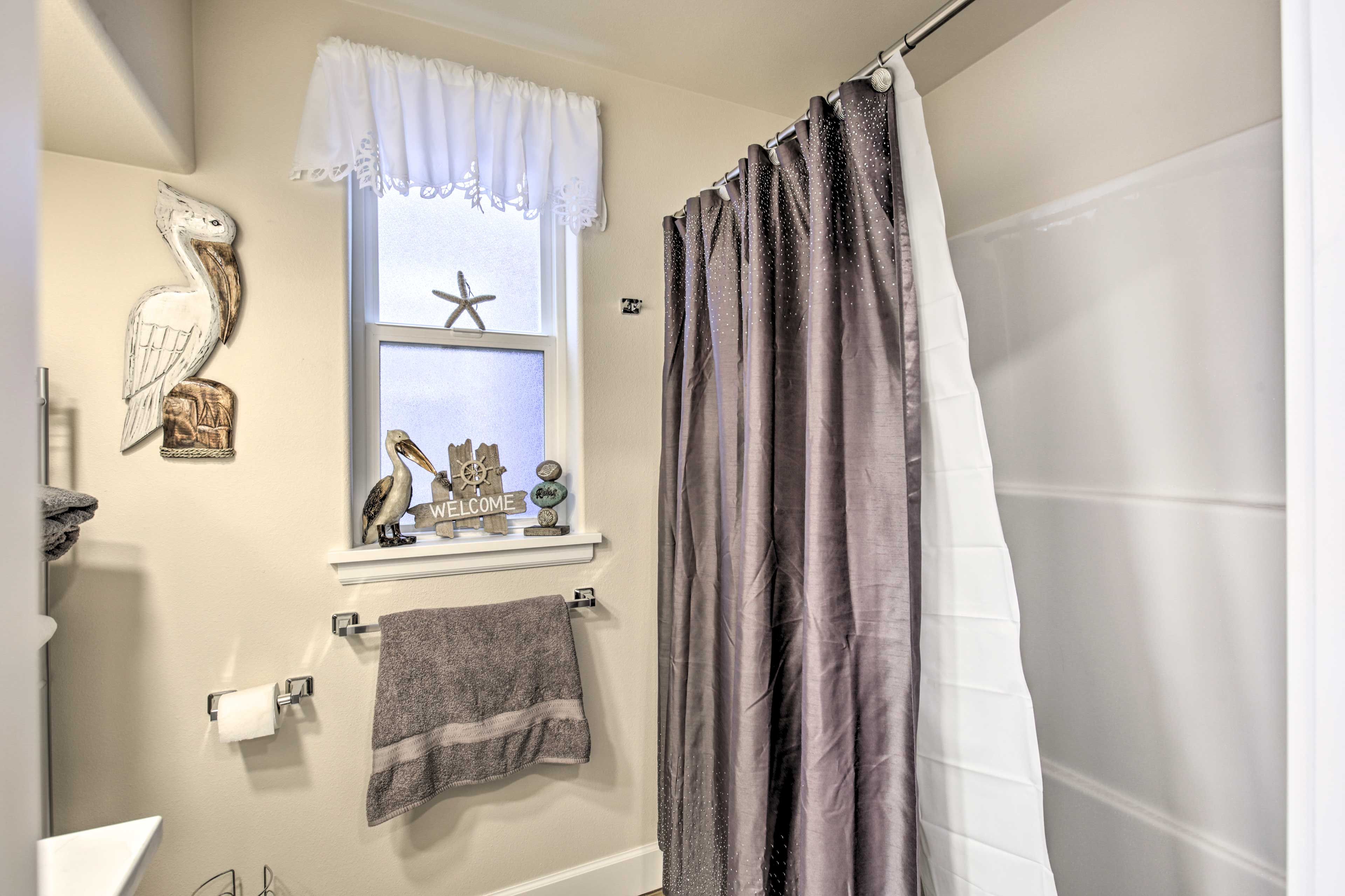Bathroom | First Floor