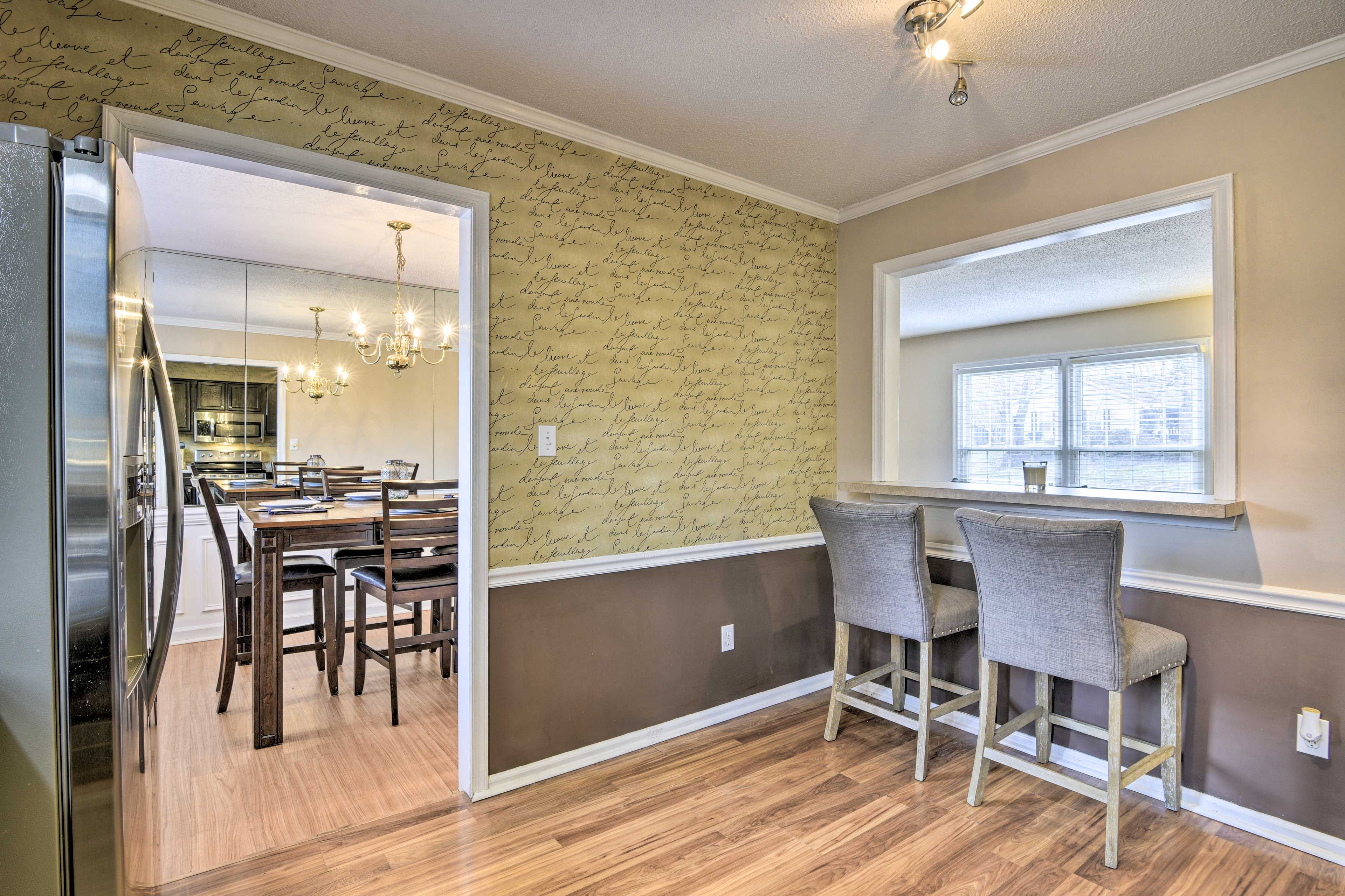 Fully Equipped Kitchen | Crock-Pot | Standard Drip Coffee Maker