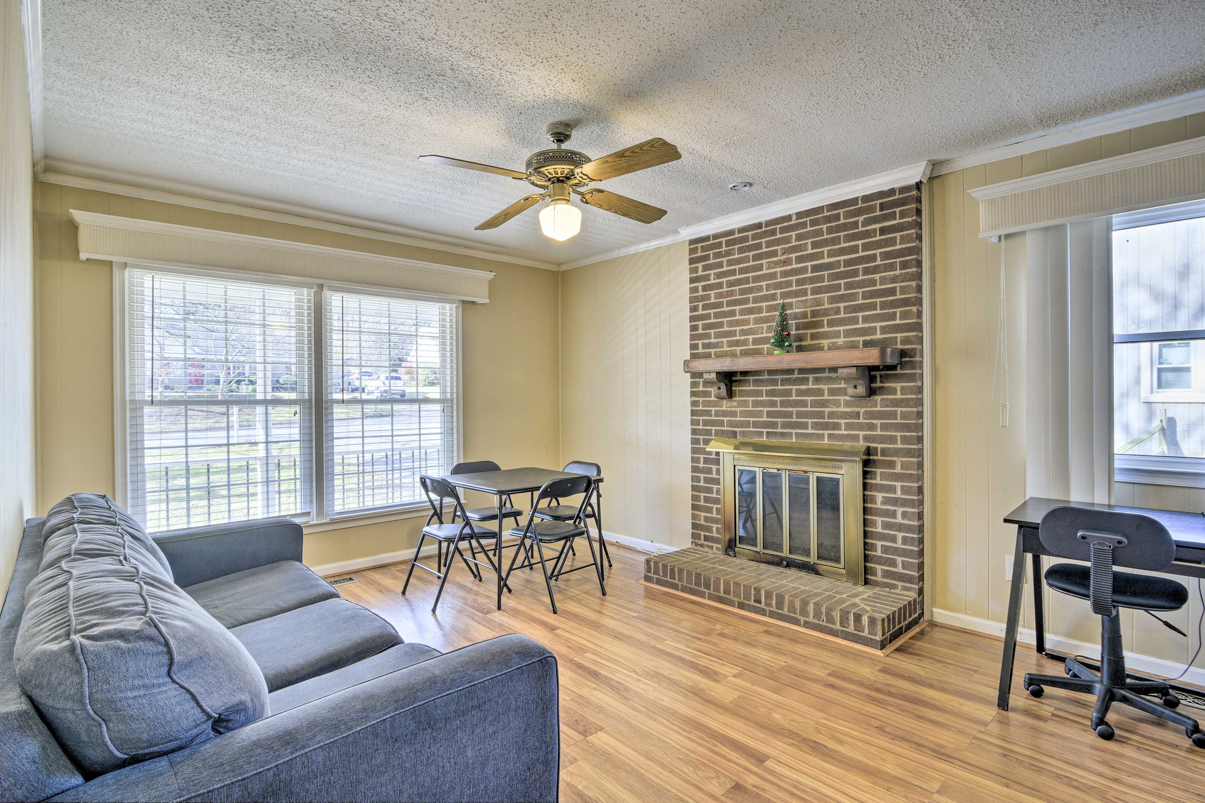 Sitting Area | Desk Space | Printer | Smart TV