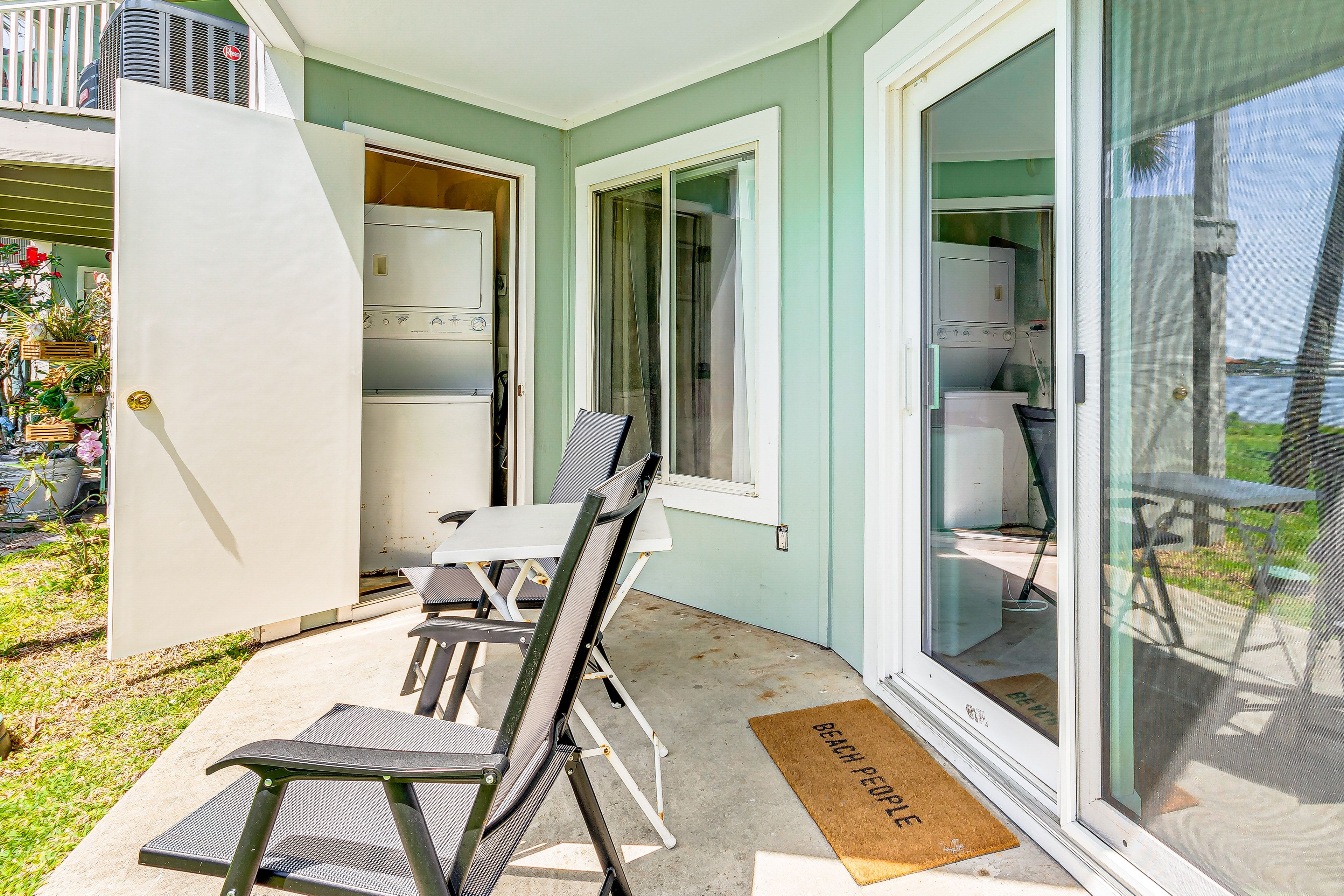 Exterior Space | Private Patio | Washer & Dryer