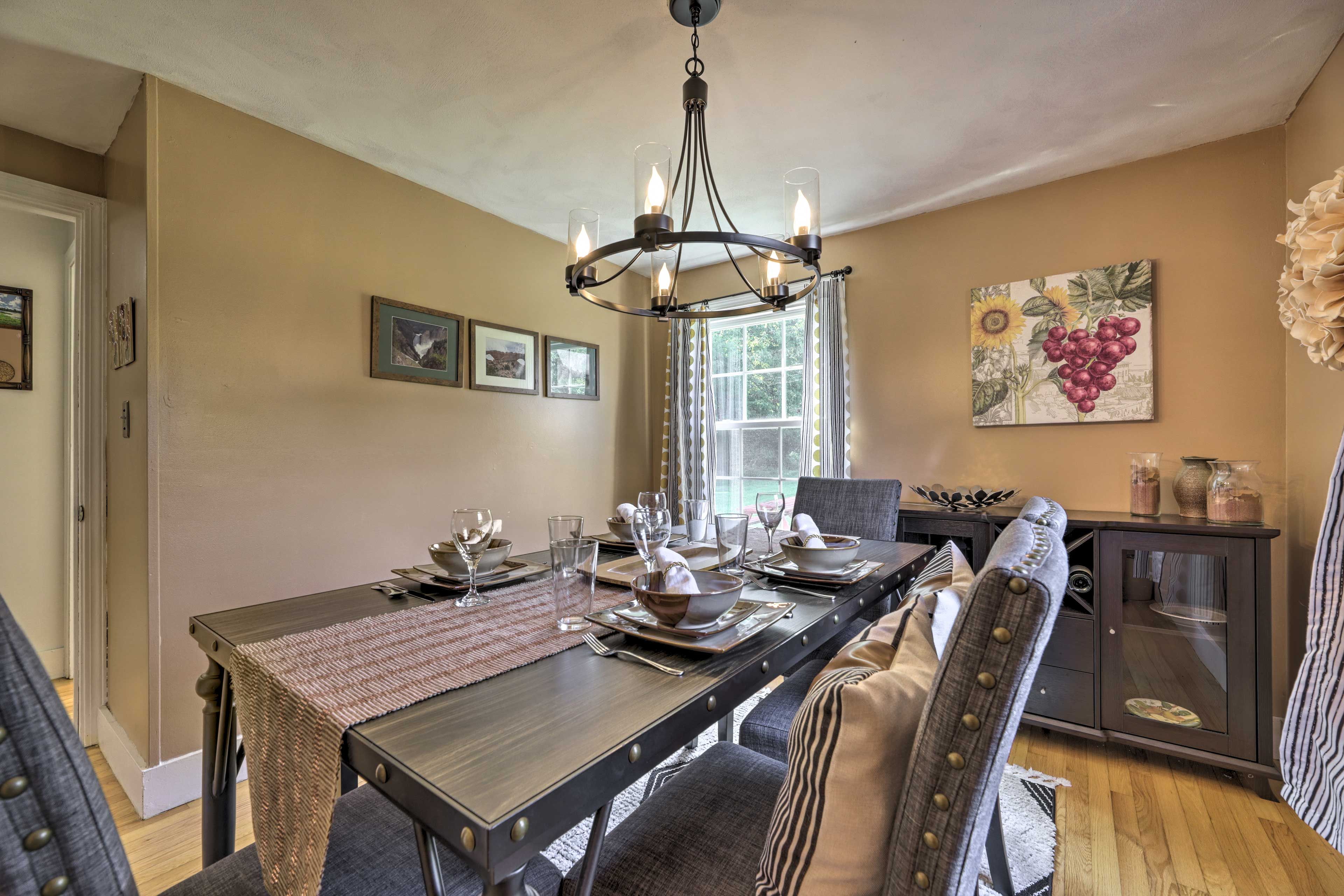Dining Room | 1st Floor | High Chair Available