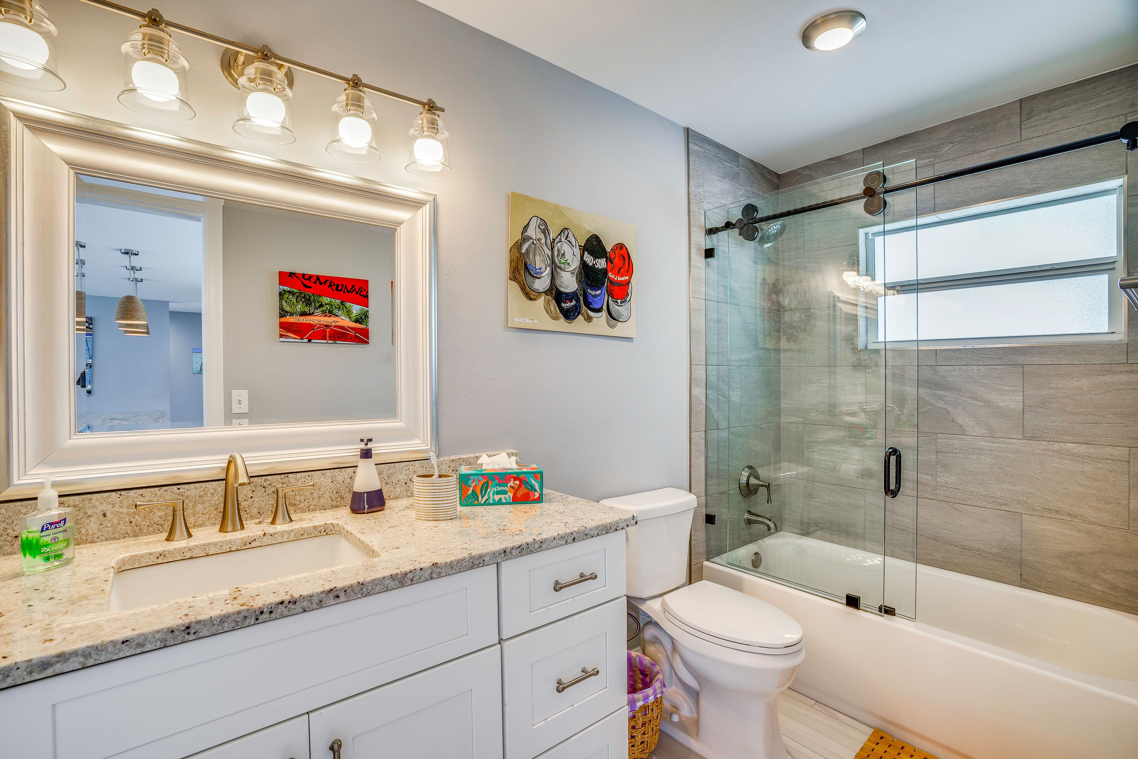 Full Bathroom