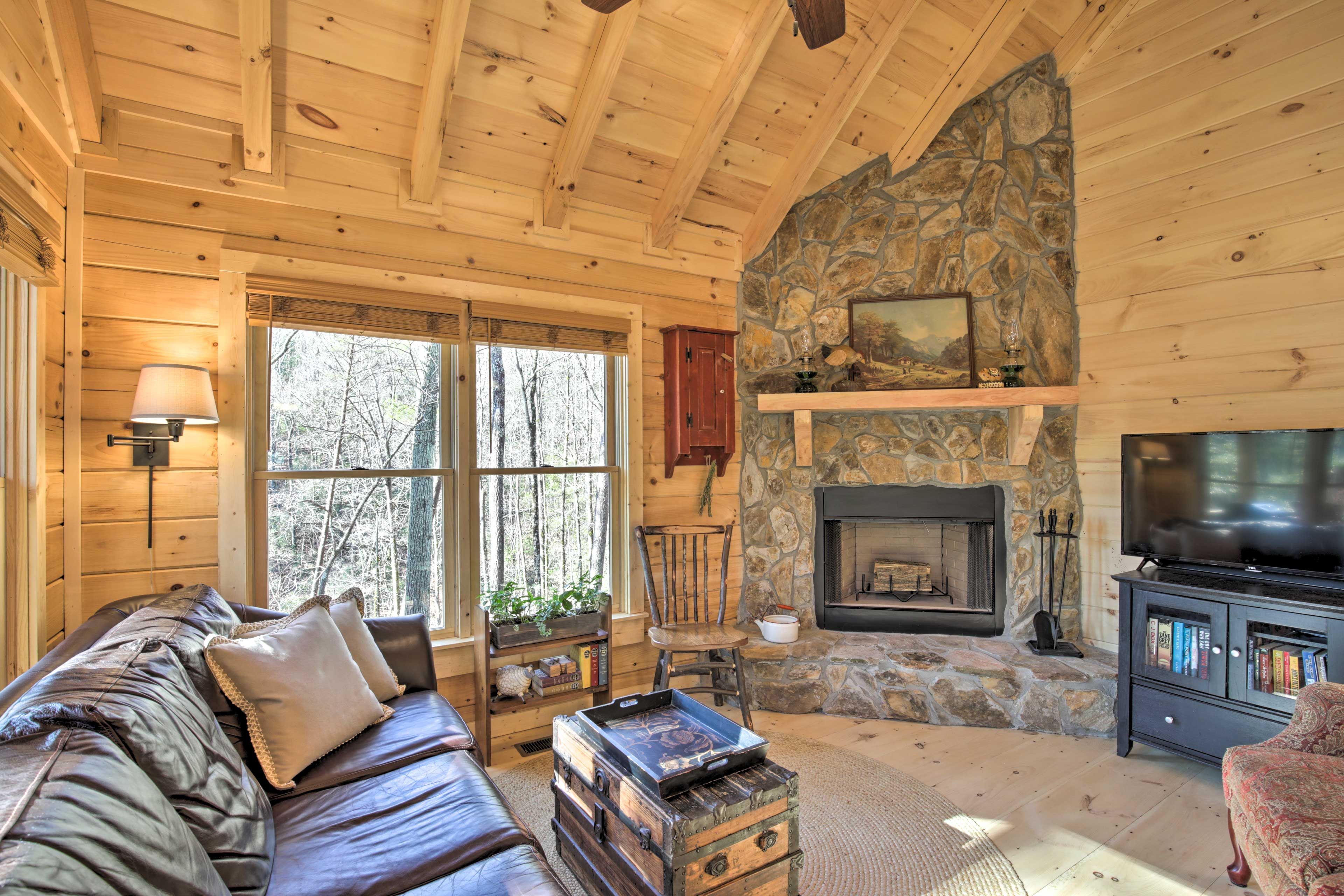 Living Room | Games Provided