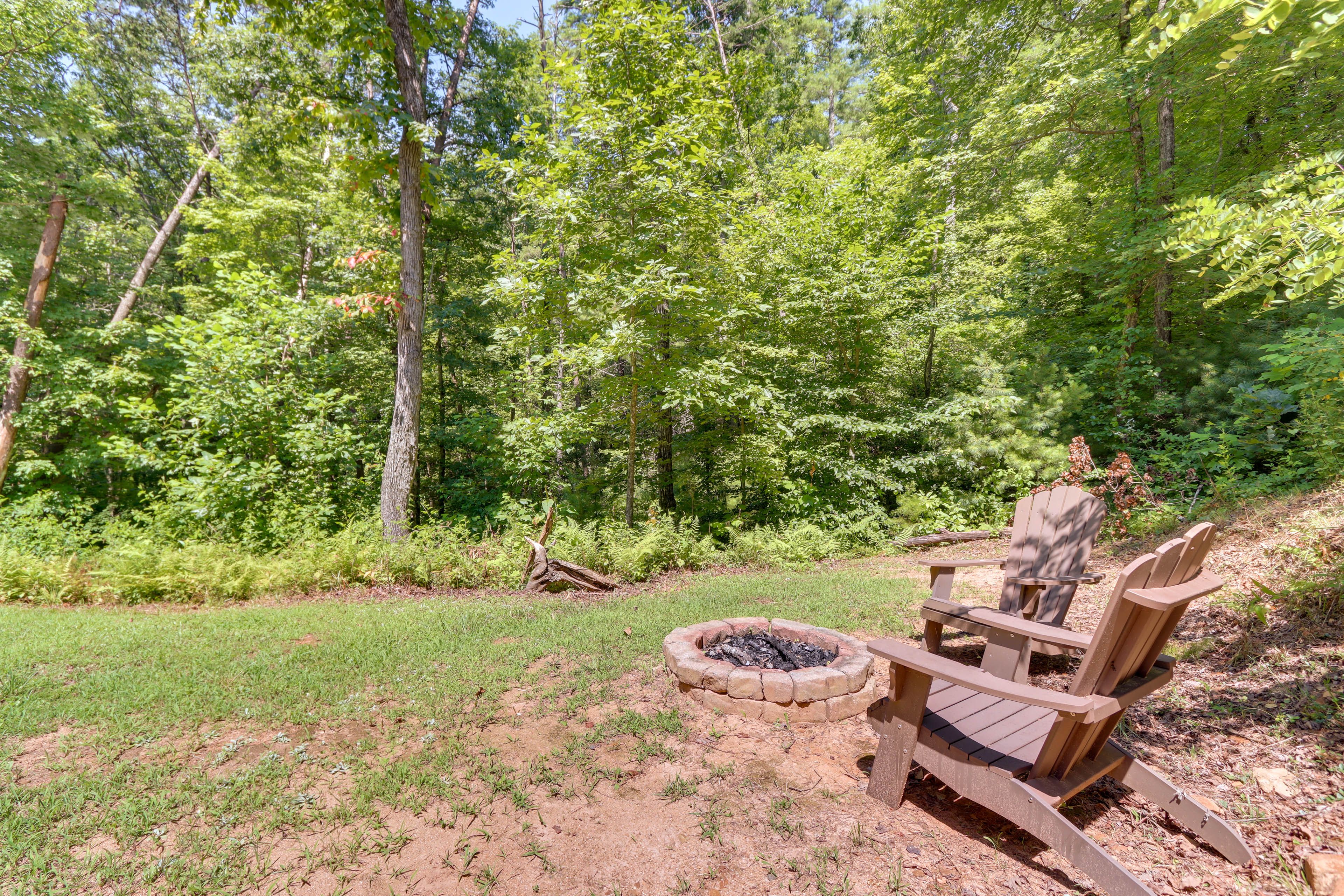 Exterior | Wood-Burning Fire Pit