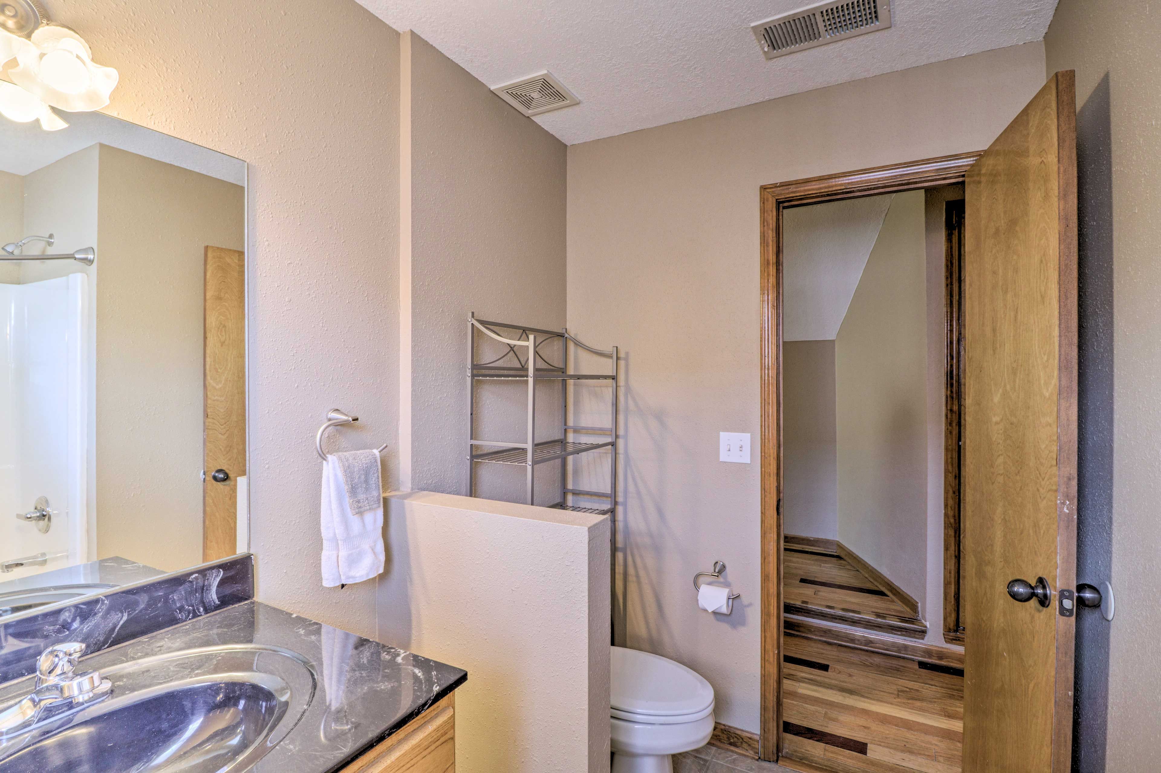 Full Bathroom