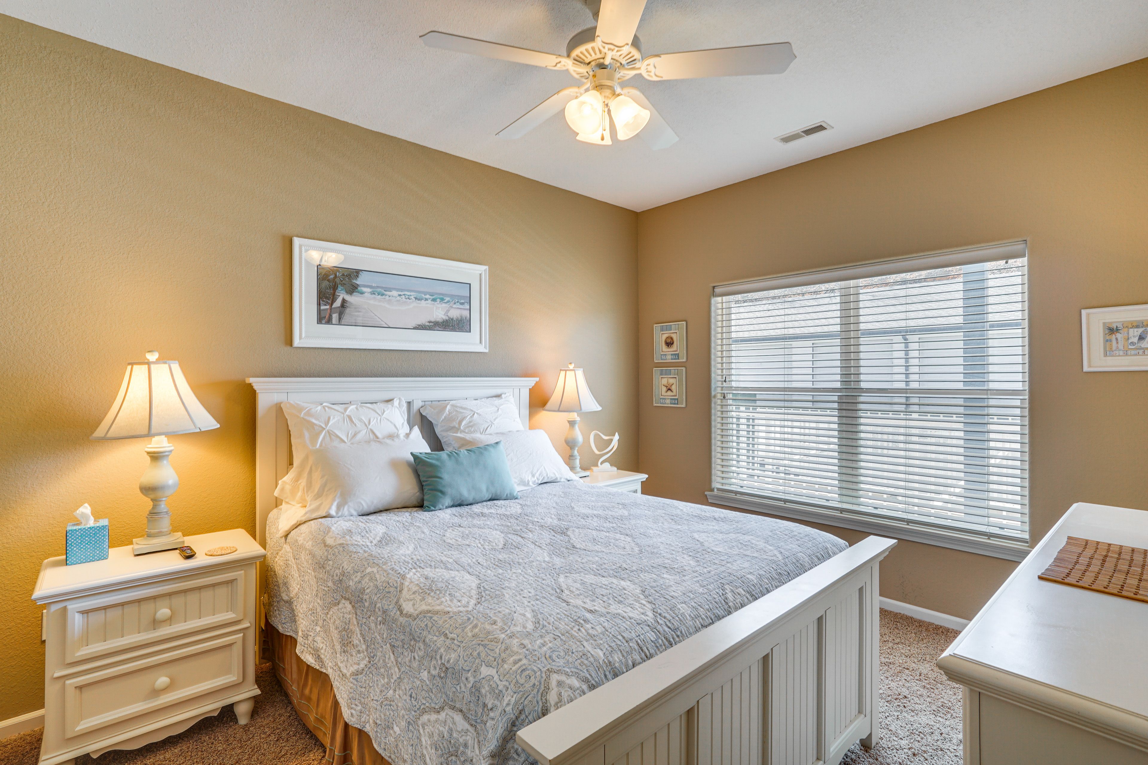 Bedroom 3 | Queen Bed | Smart TV