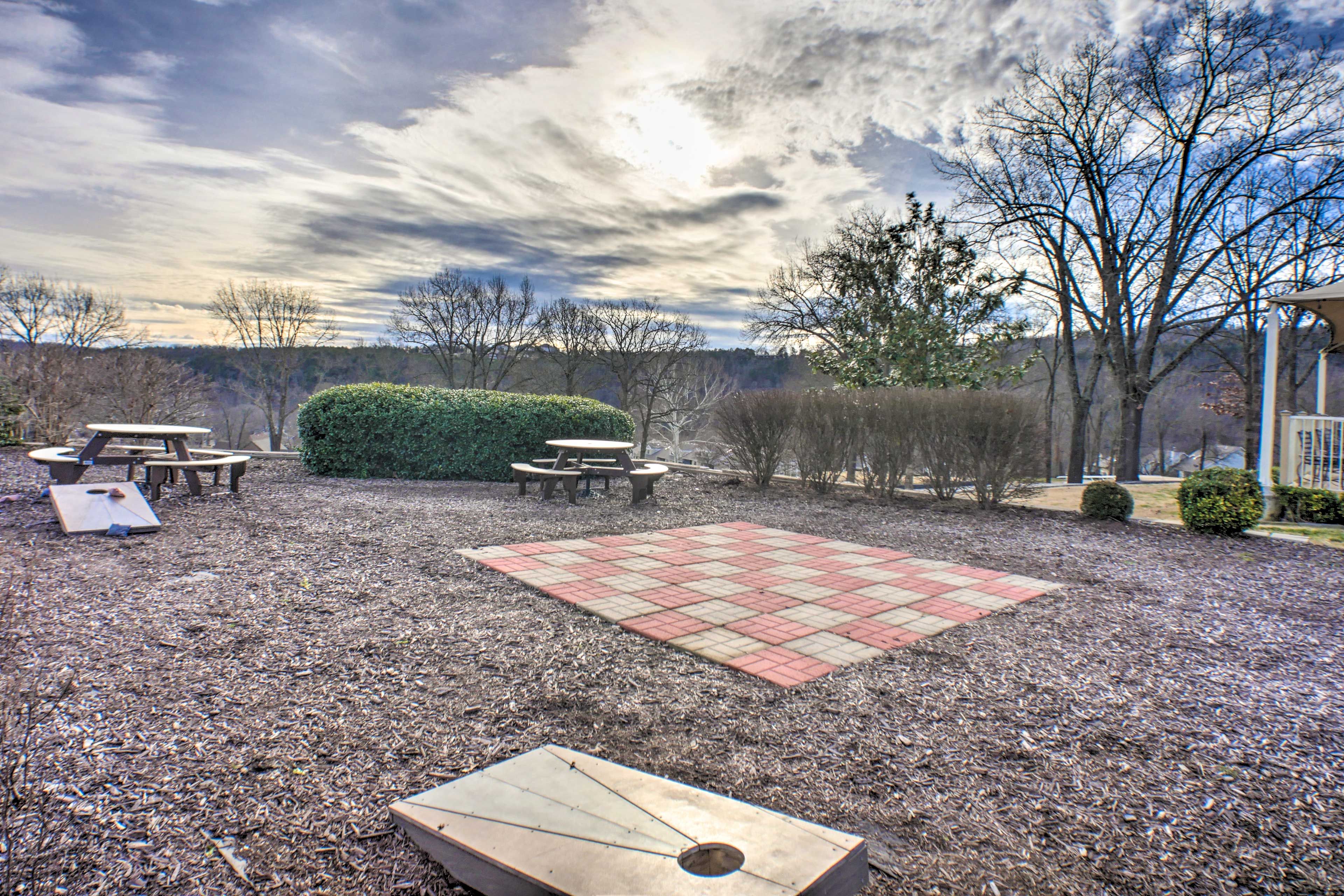 Community Amenities (Seasonal)