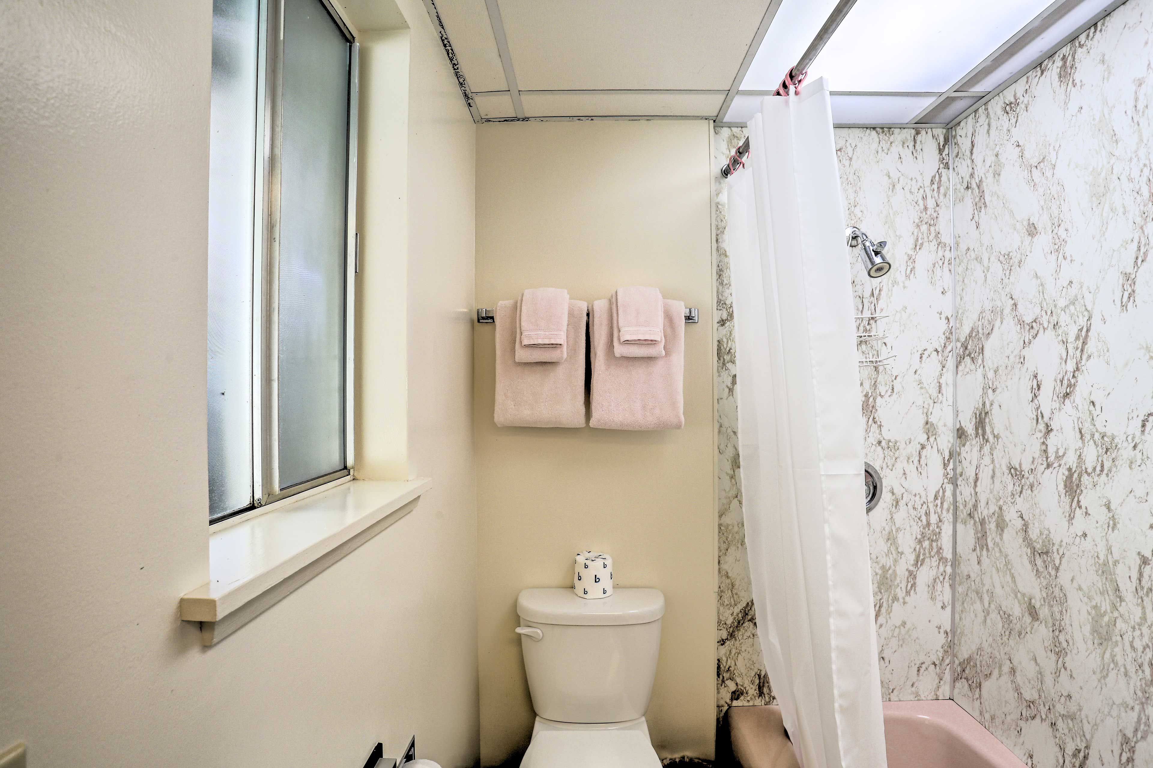 Full Bathroom
