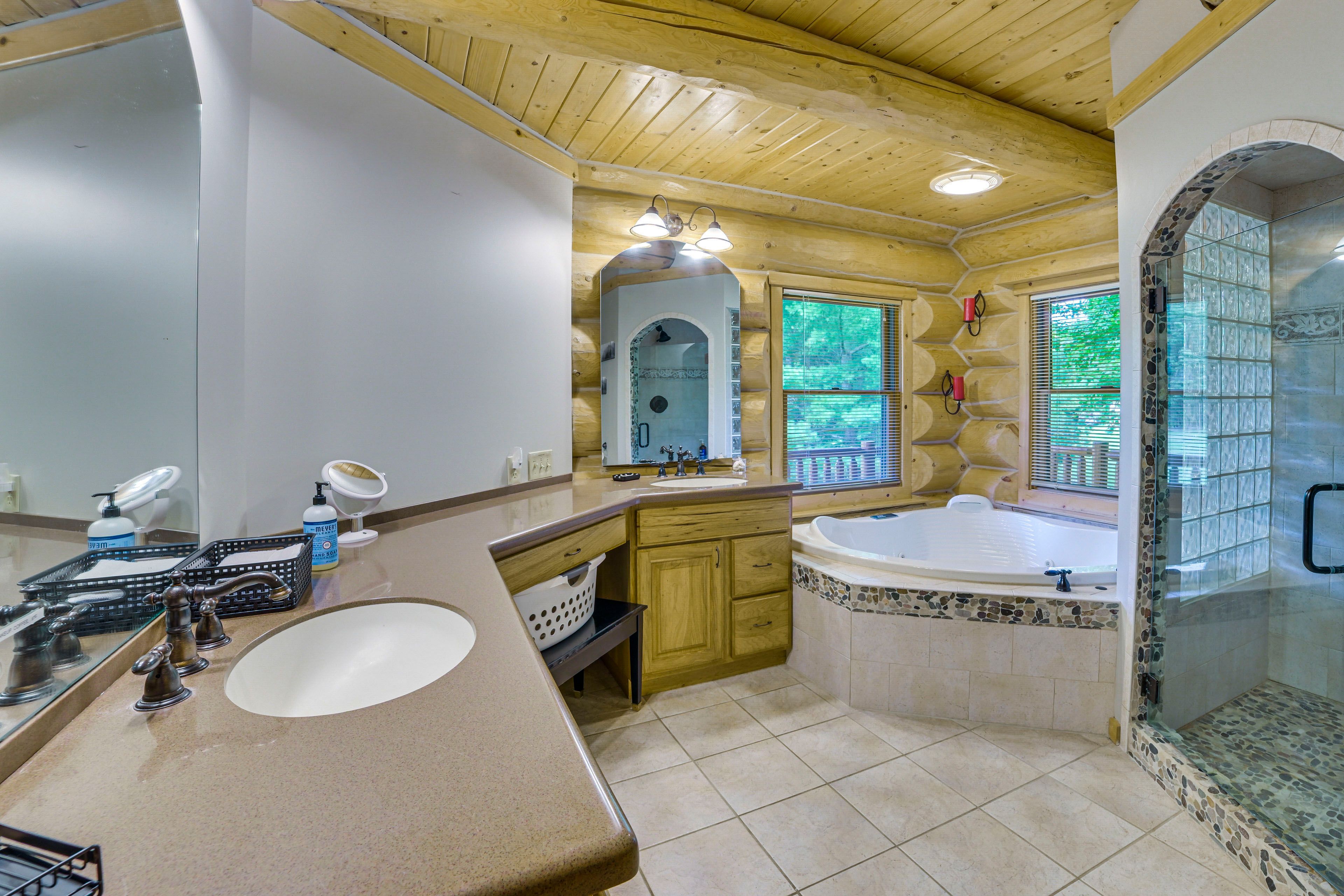En-Suite Bathroom