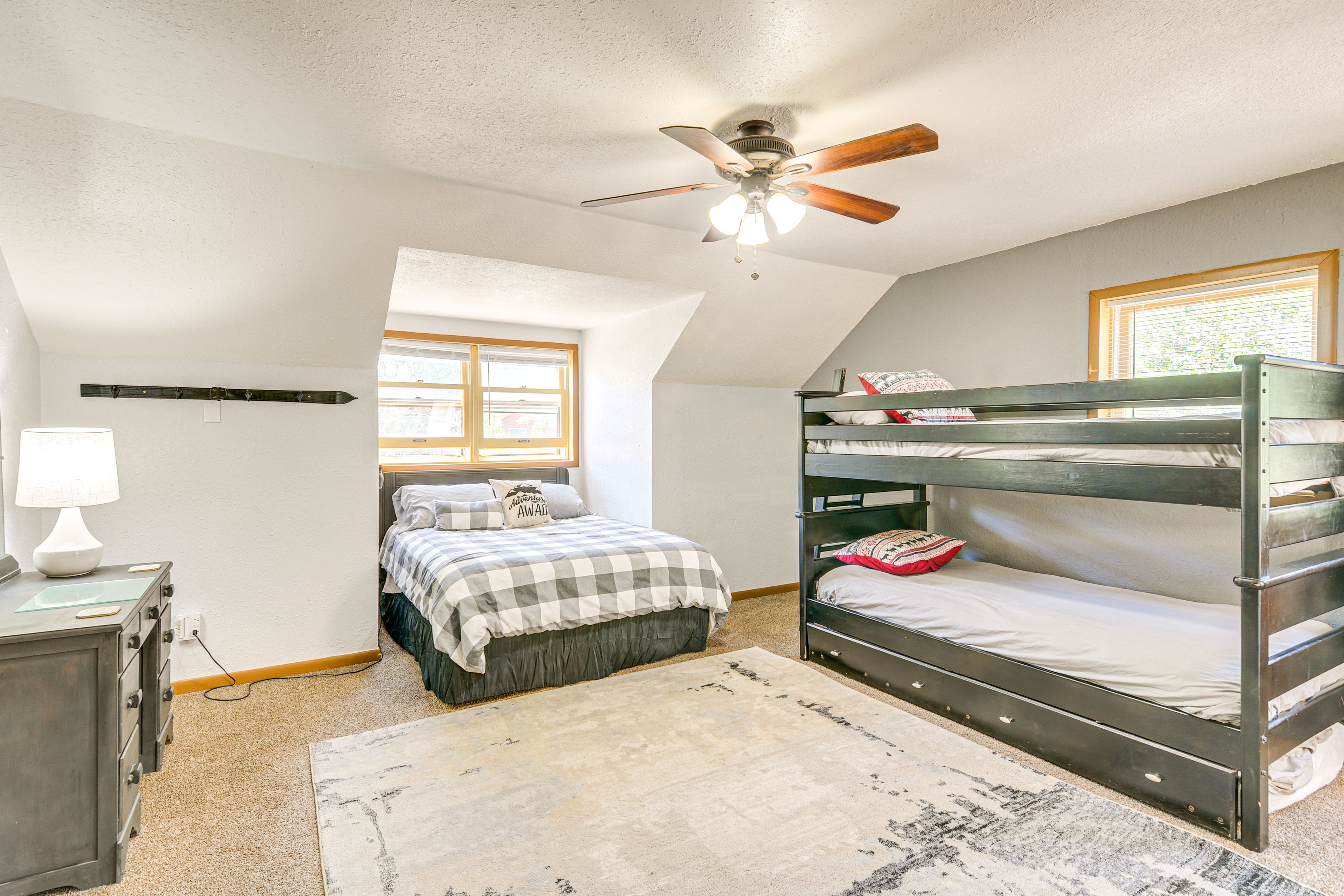 Bedroom 3 | Queen Bed | Twin Bunk Bed w/ Twin Trundle | Twin Daybed