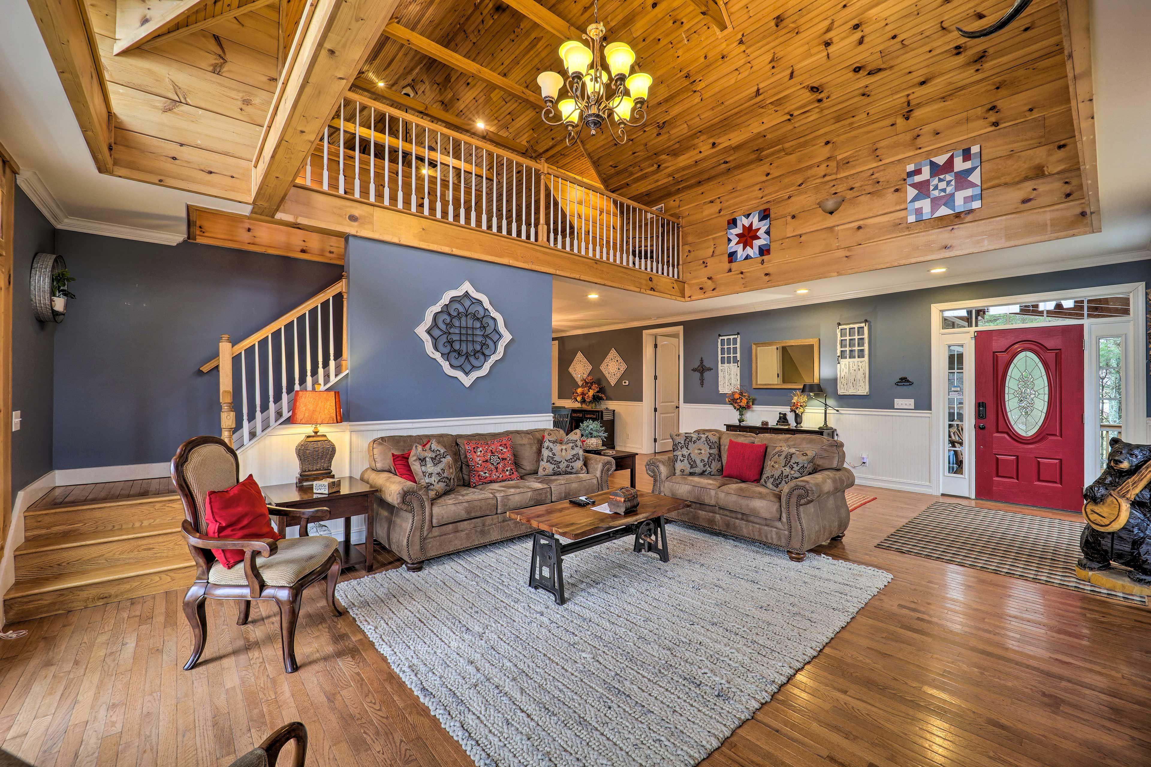 Living Room | Central Heating & A/C | Sleeper Sofa