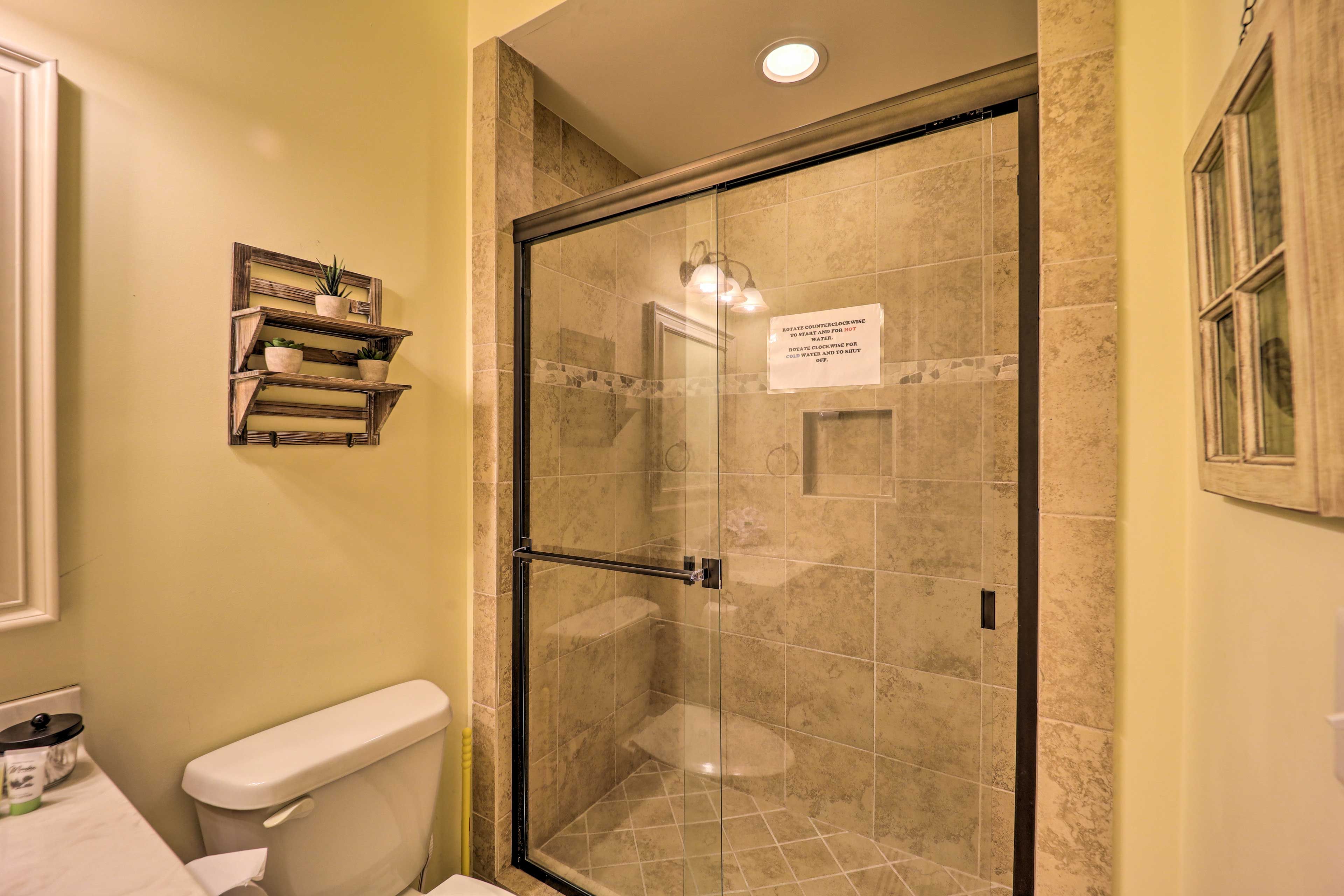 En-Suite Bathroom