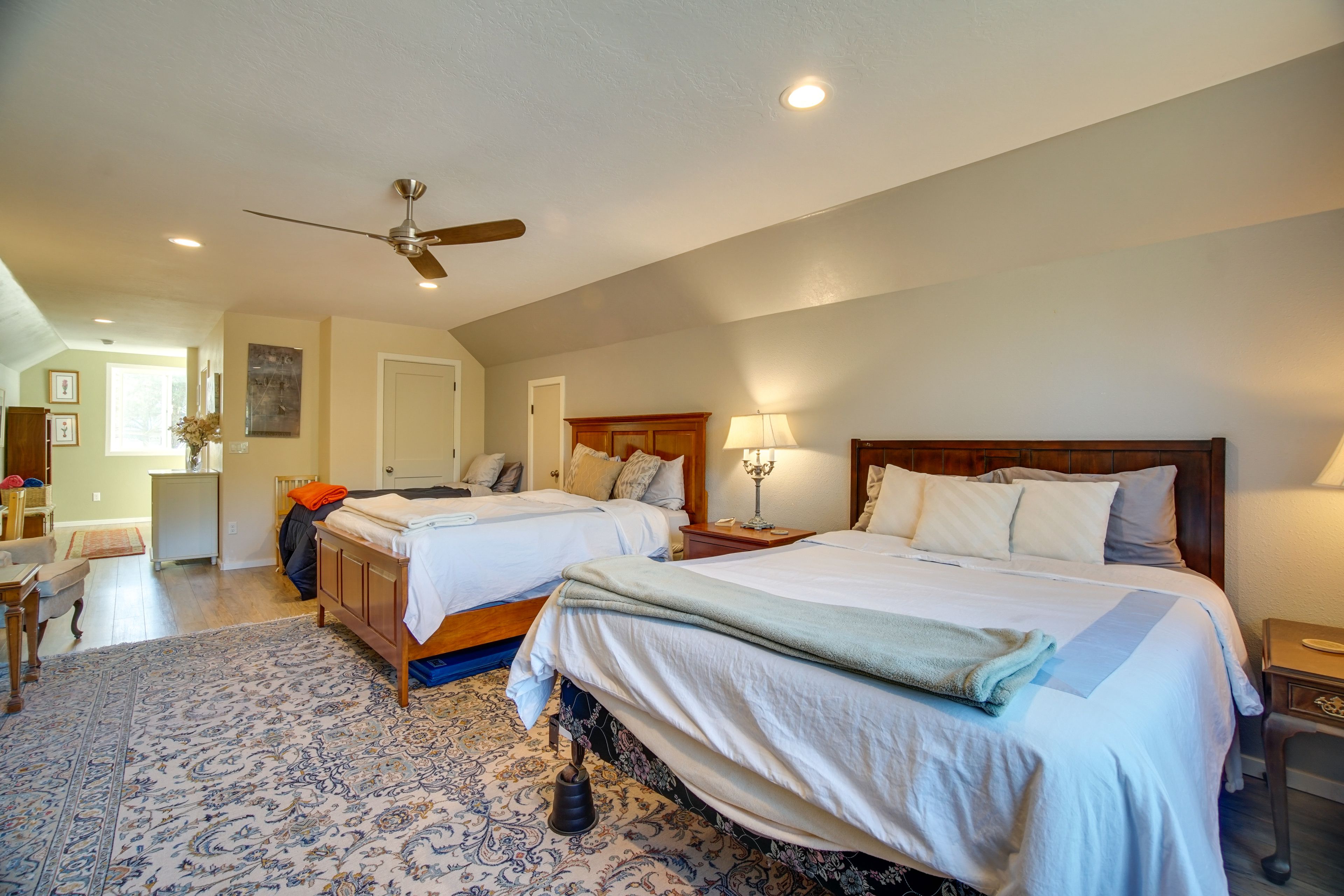 Bedroom | 2nd Floor | 2 Queen Beds