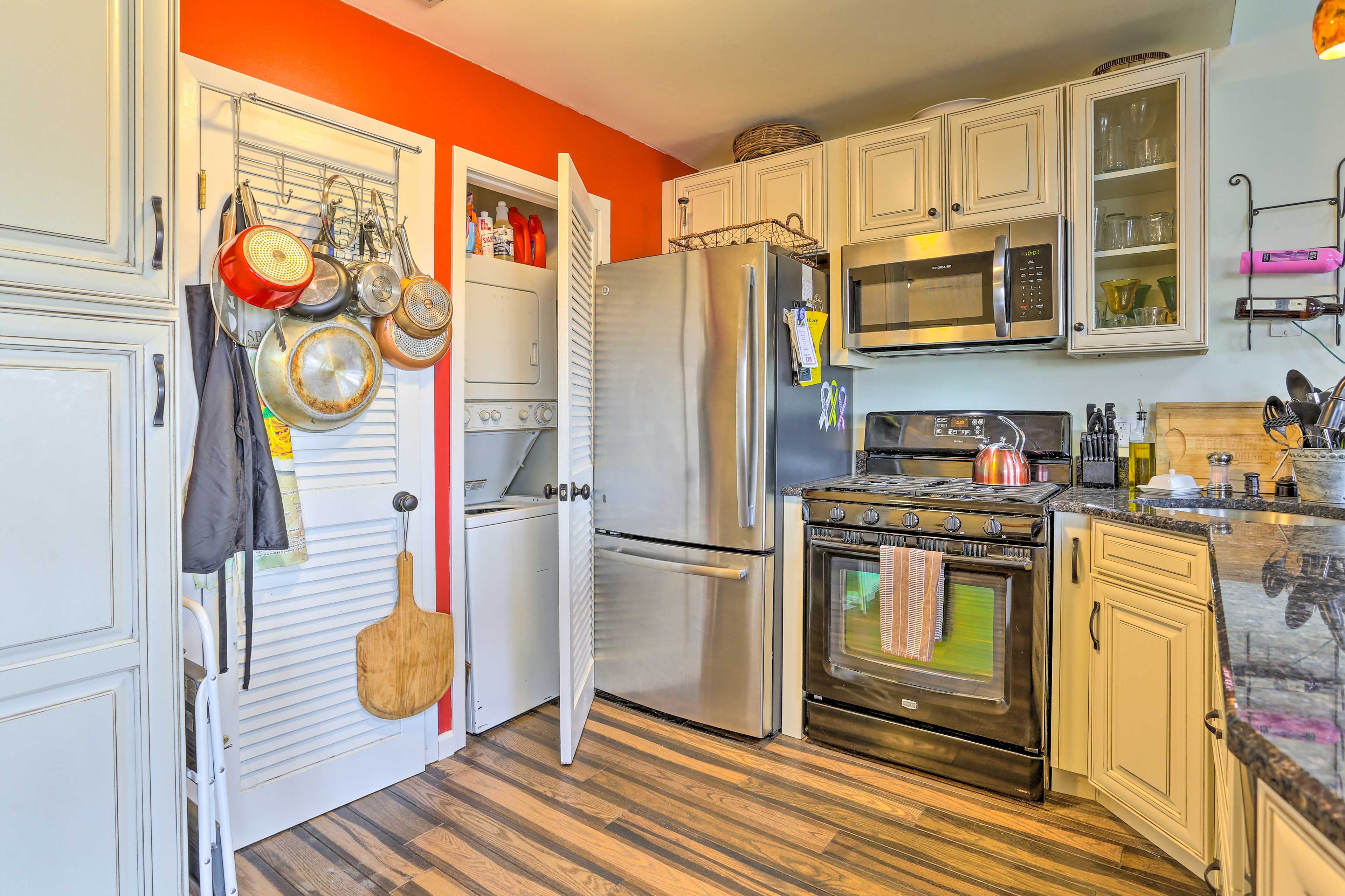 Kitchen | In-Unit Laundry