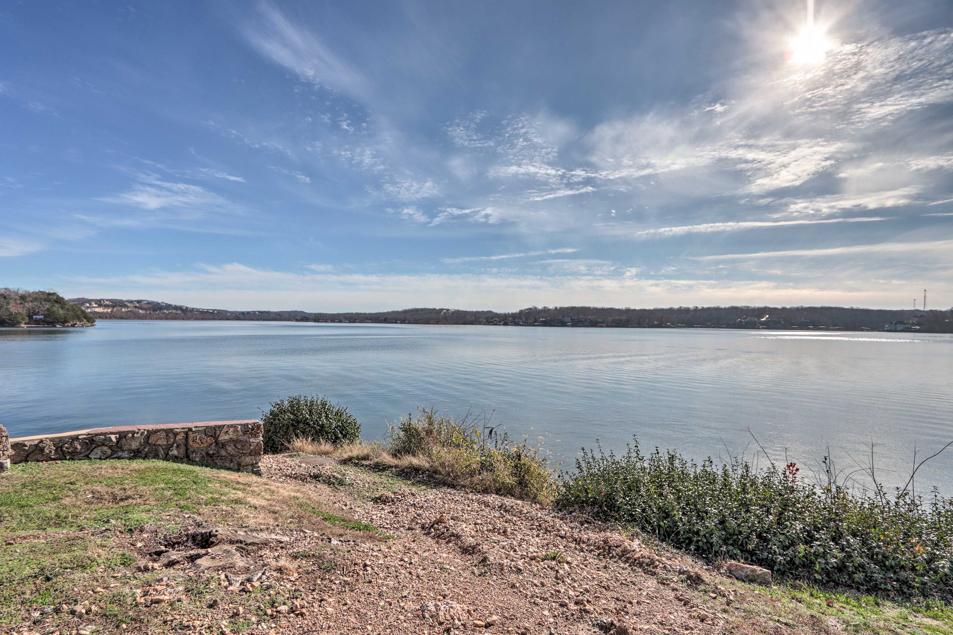 Community Amenities | Lake Access | Tropical Island Boat Cruises
