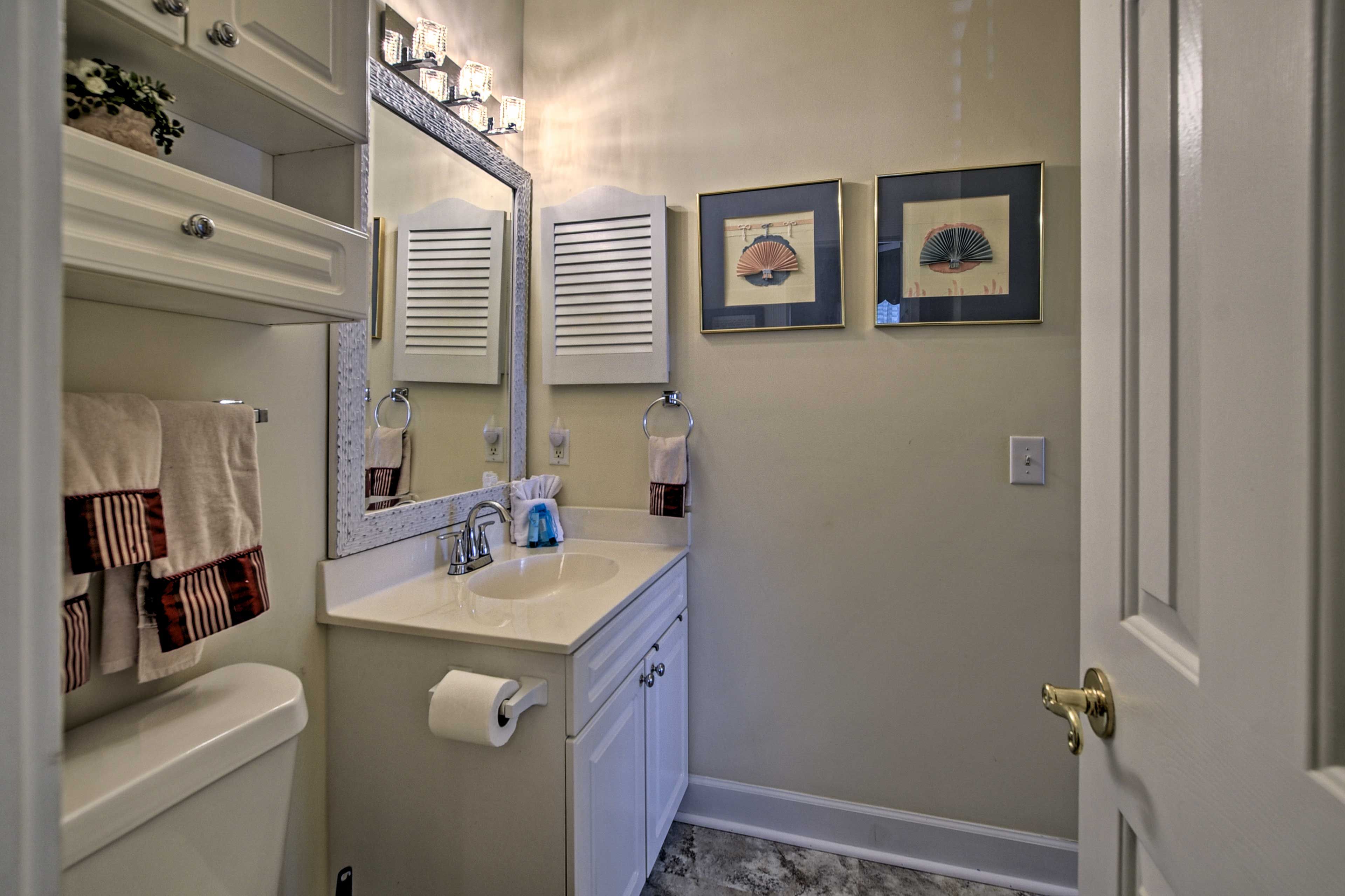 En-Suite Bathroom | Walk-In Shower