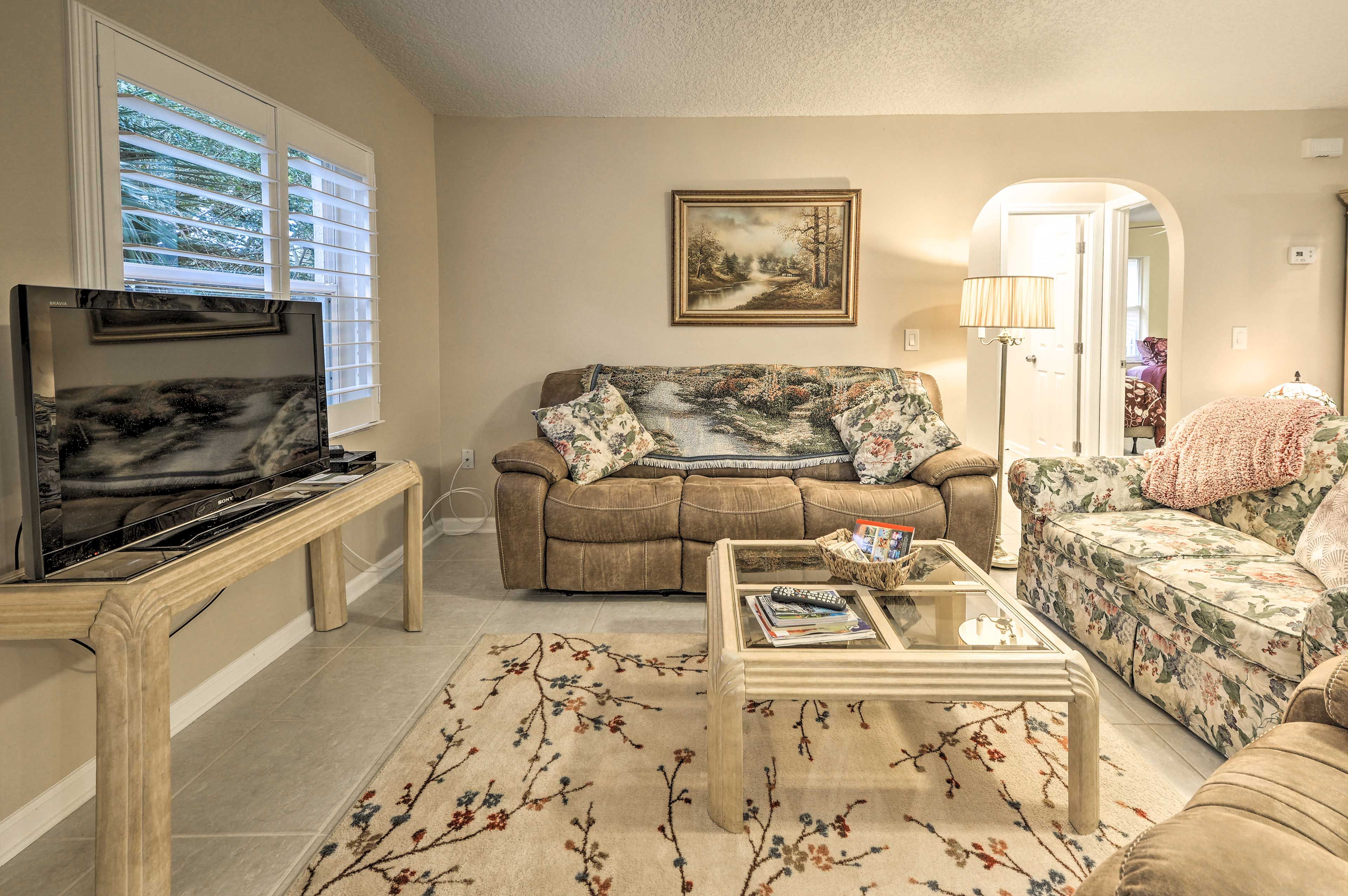Living Room | Smart TV