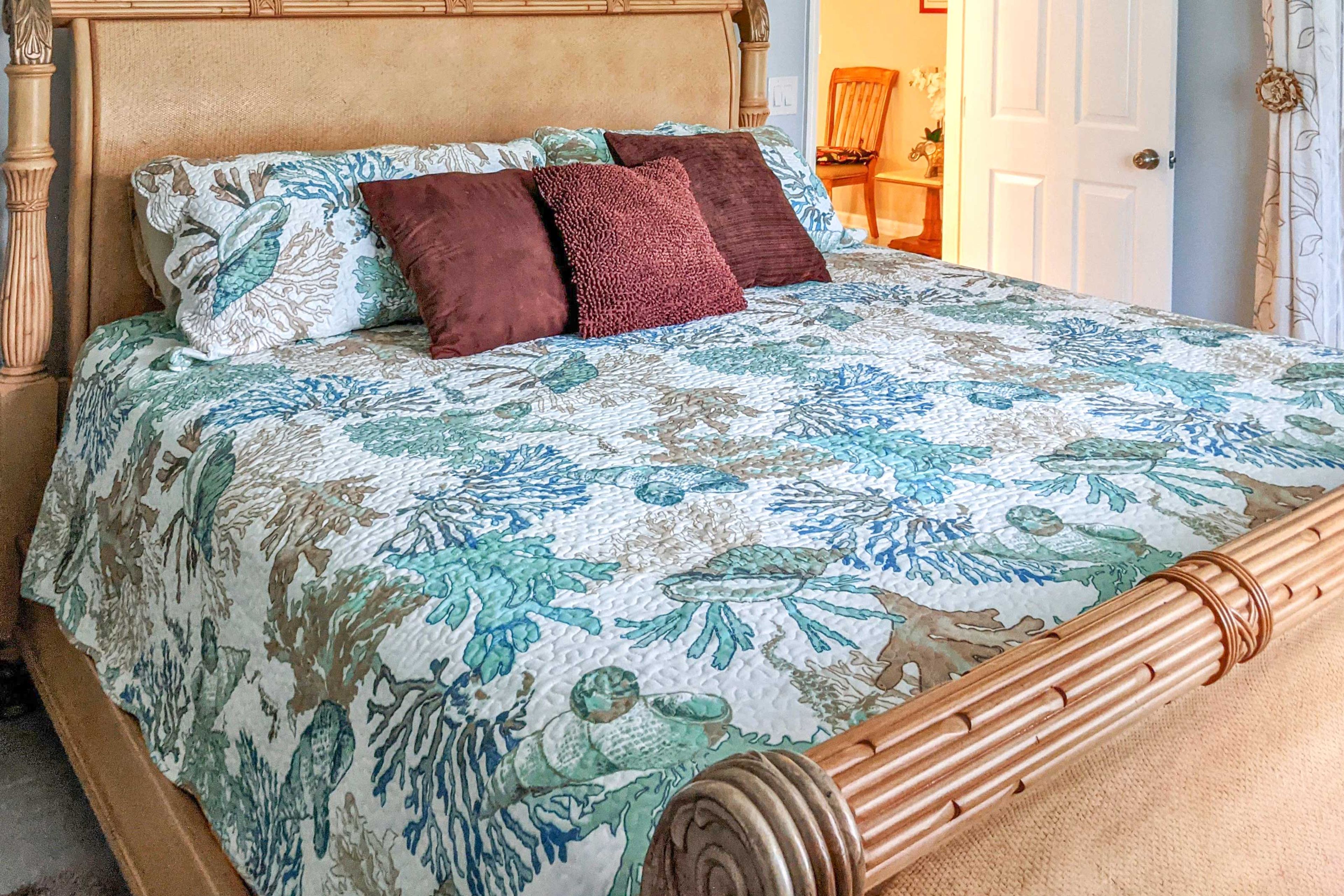 Bedroom 1 | King Bed