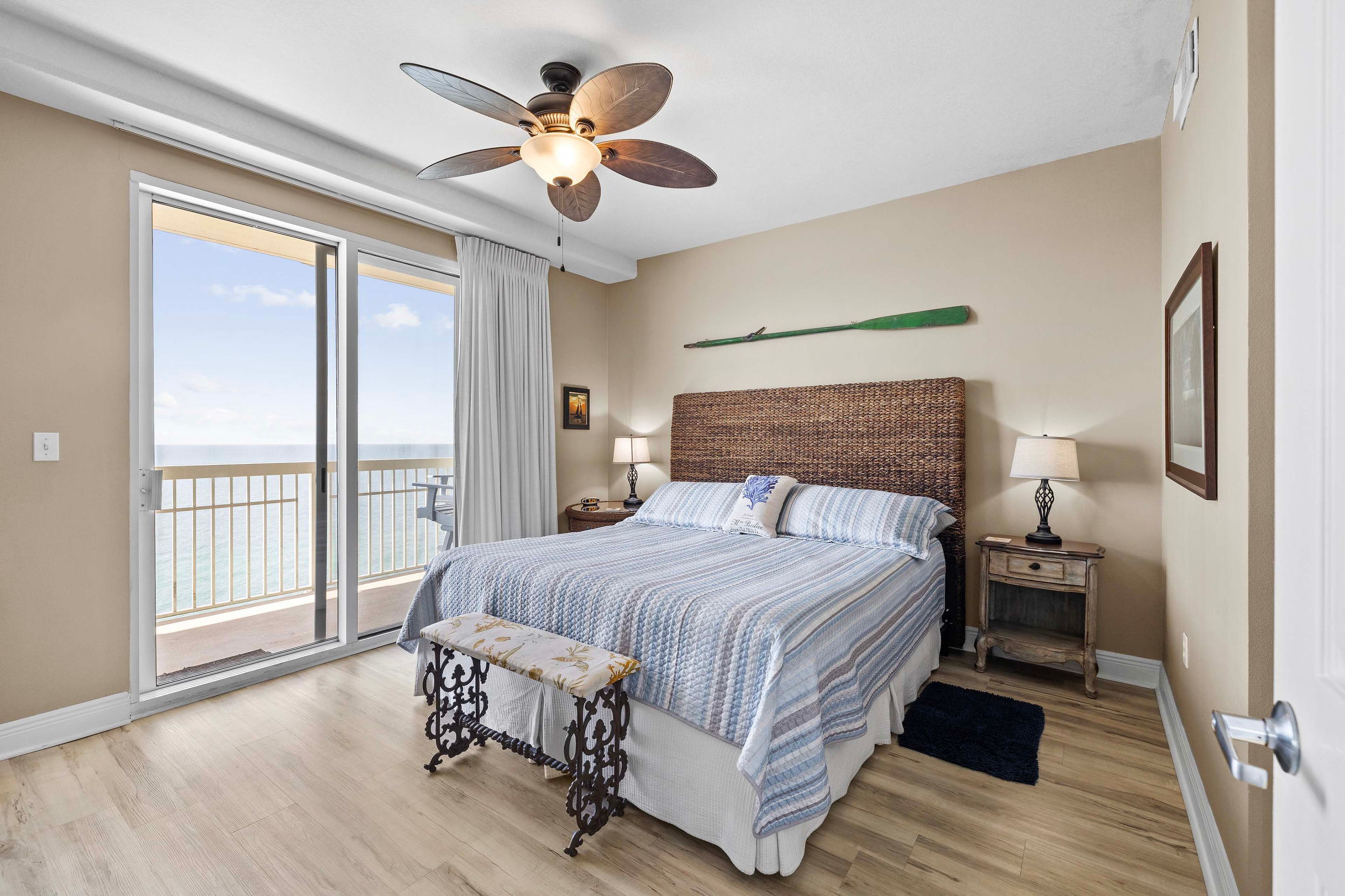 Bedroom 1 | King Bed