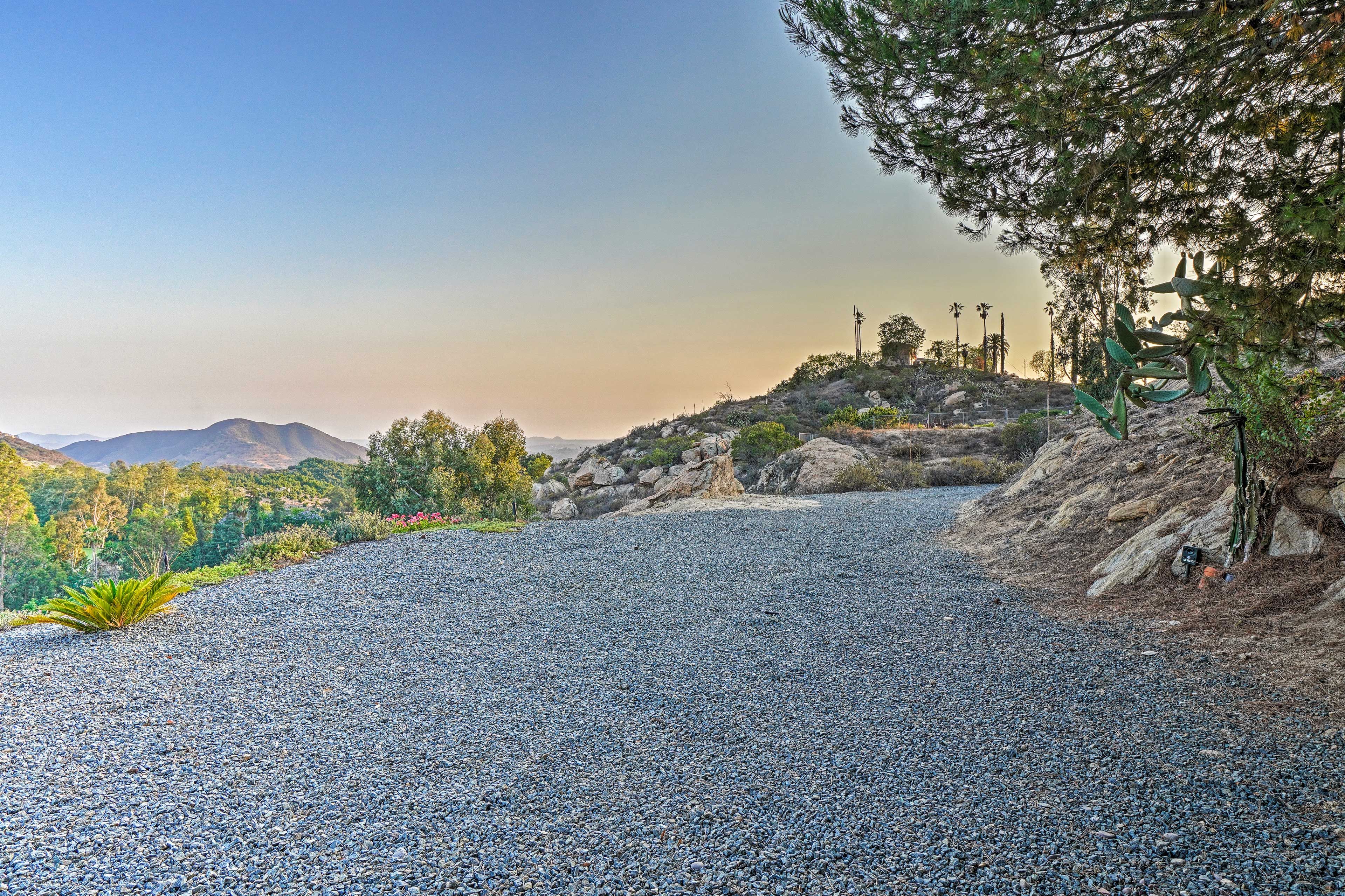 Driveway Parking (3 Vehicles)