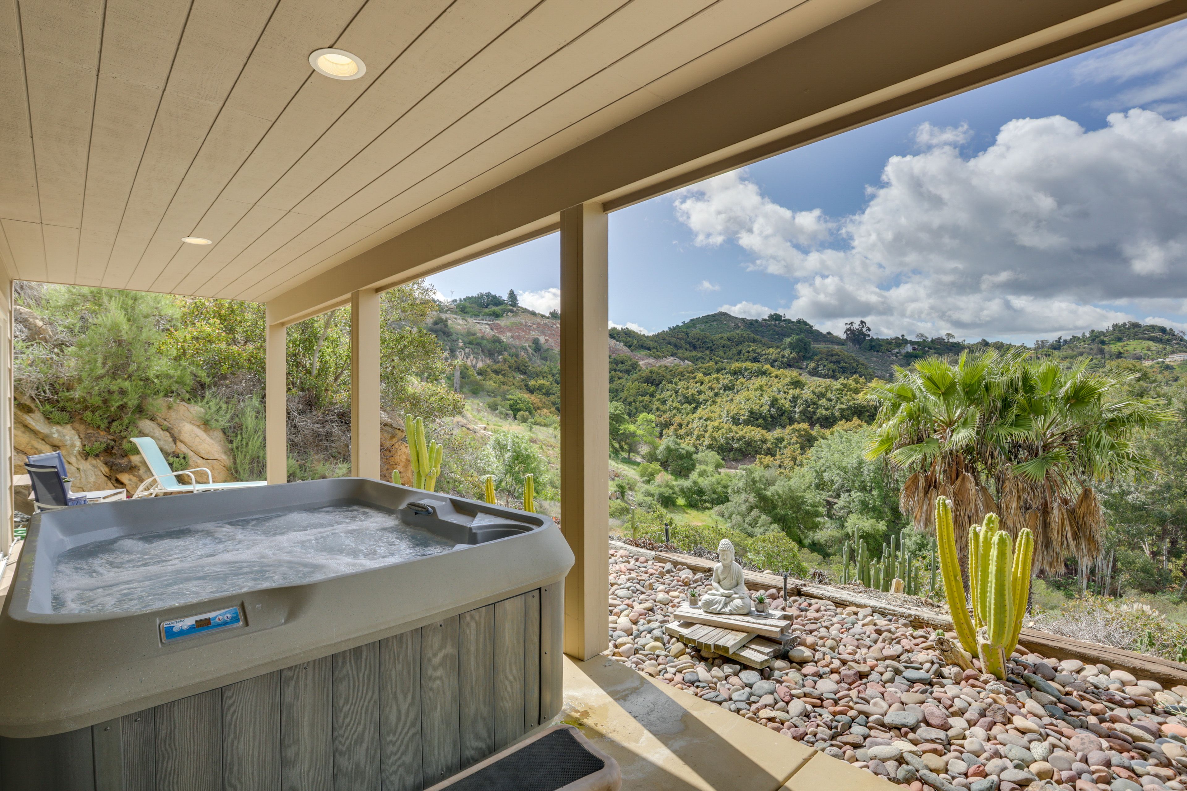 Fallbrook Vacation Rental Home | 4BR | 3BA | 2,284 Sq Ft | Stairs Required